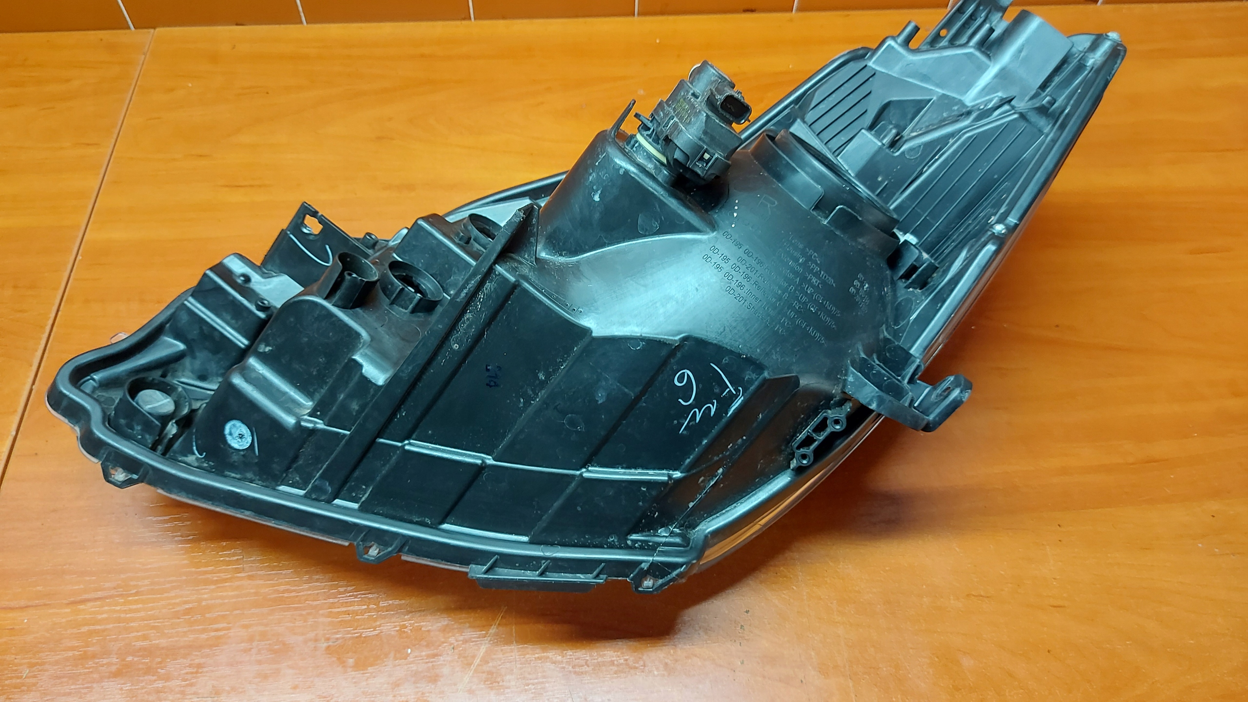 REFLEKTOR light right right front TOYOTA YARIS III 17-19