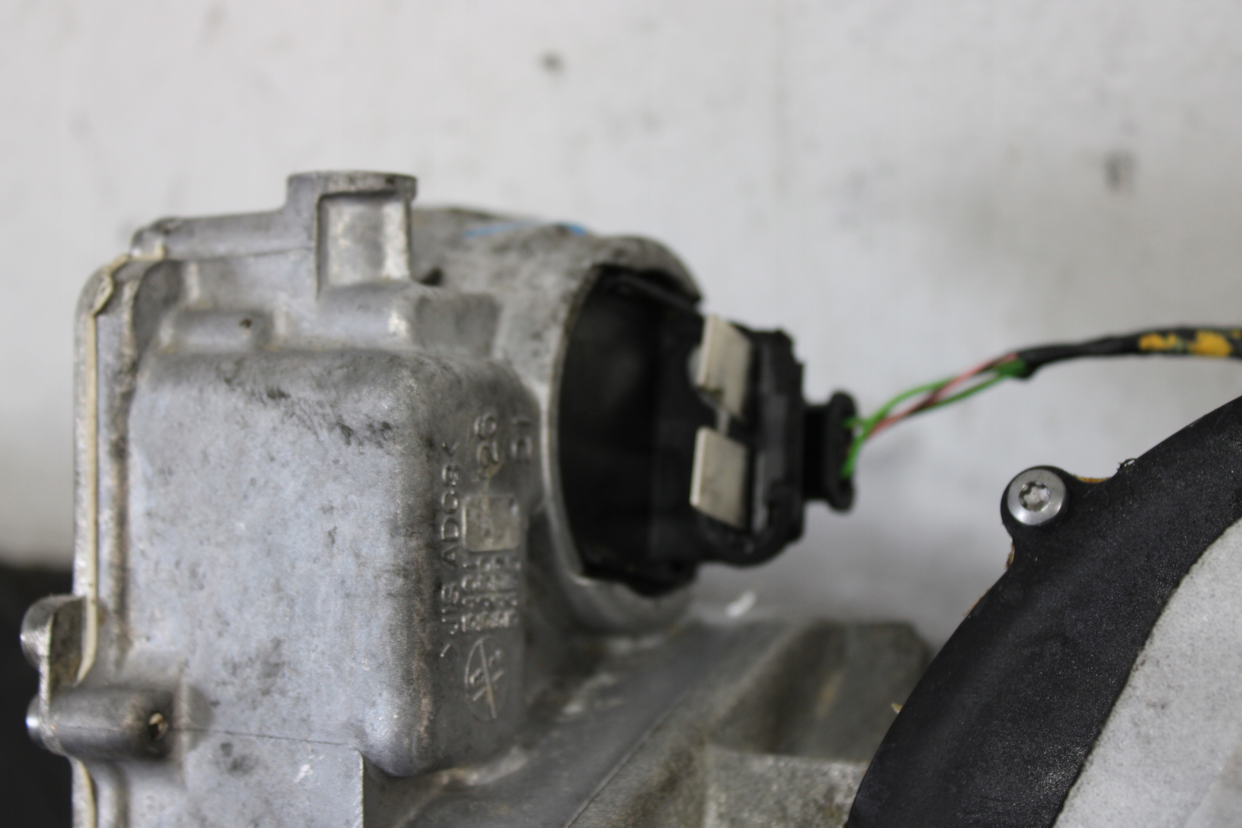 drag rod servo steering control BMW X1 F48 6899956