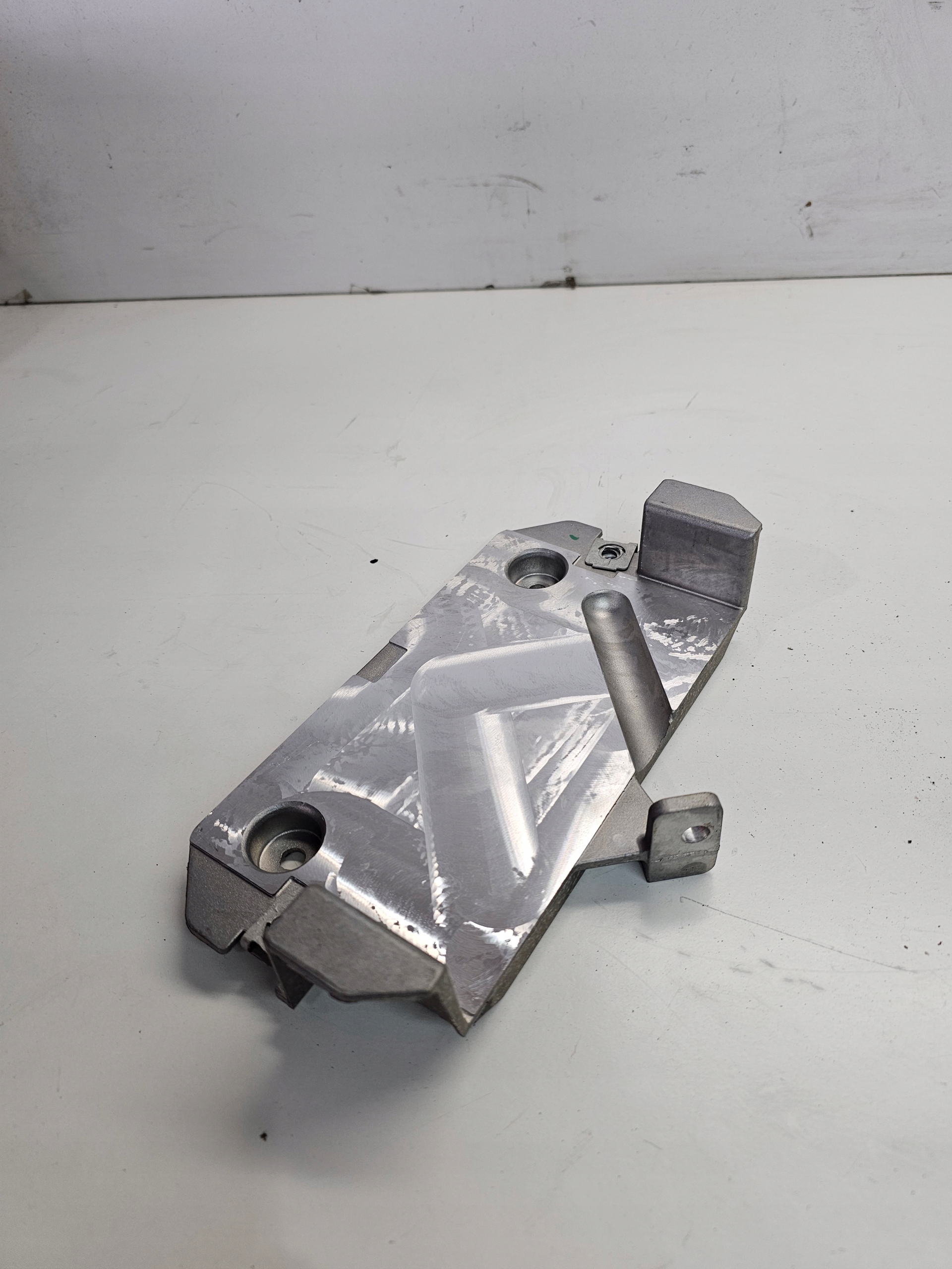 bracket holder STERWNIKA MMI Q7 4L 4L0035462A