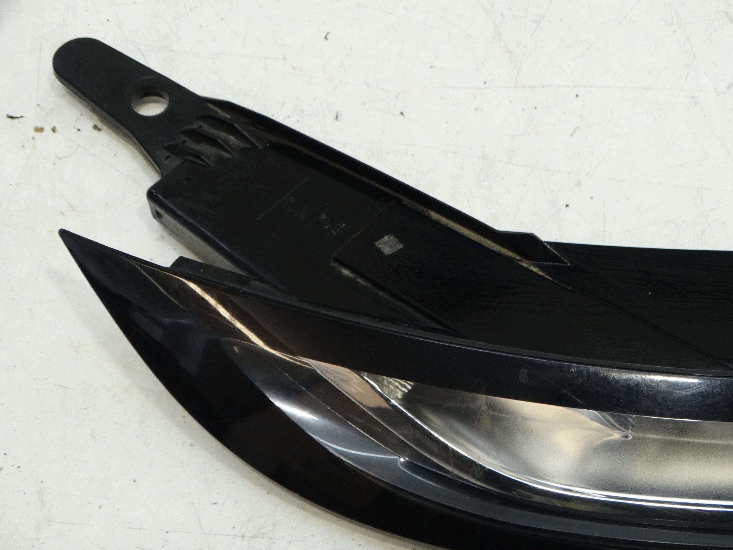 REFLEKTOR LED DRL DO running daytime right CITROEN C4 CACTUS 9800910680