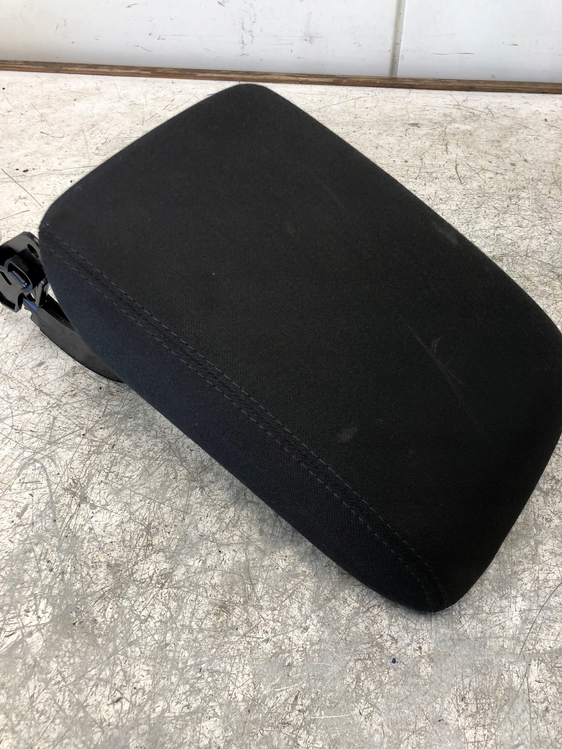 armrest MATERIAL AUDI A4 B8 A5