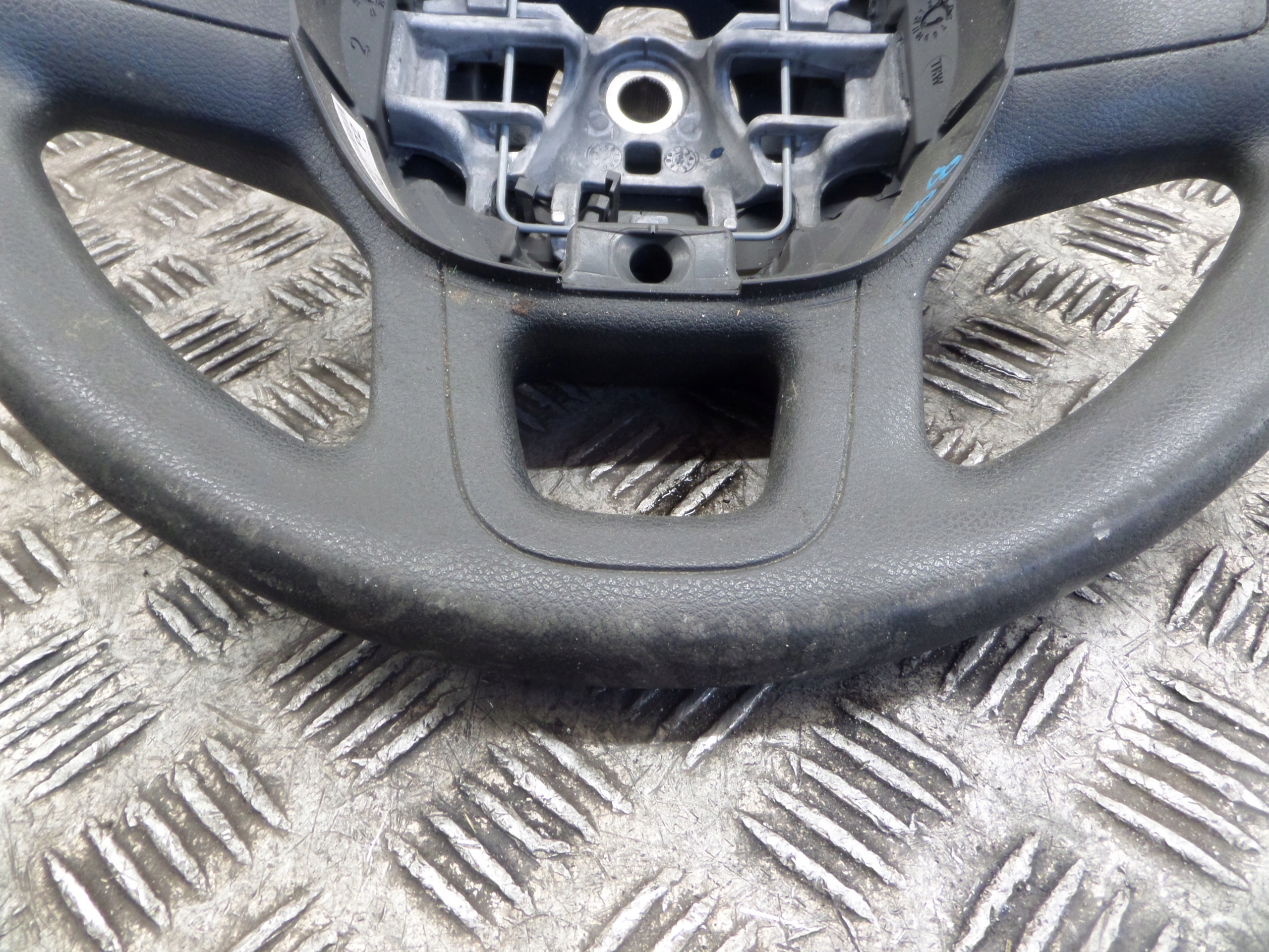 steering wheel, OPEL VIVARO B 14- 93868107