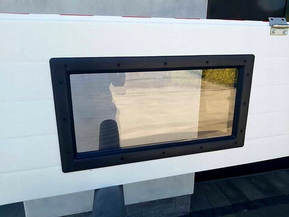 Okno do bramy garażowej segmentowej Kod producenta 1-LB-B