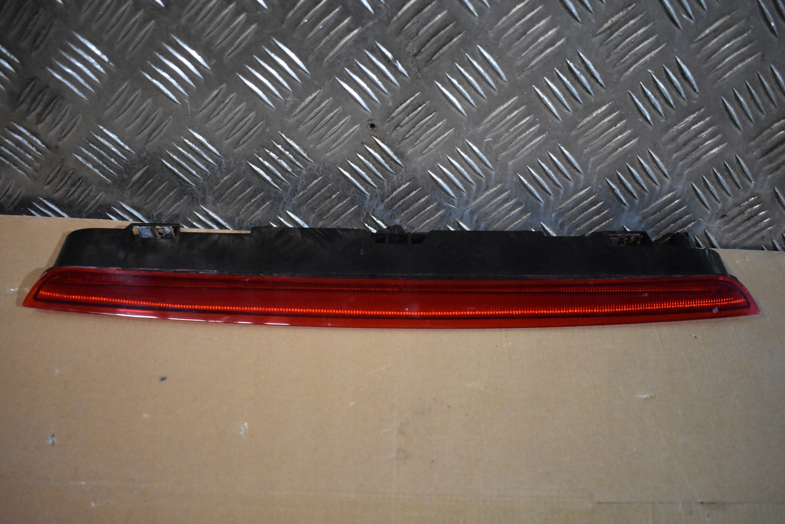 IDEALNE light STOP PORSCHE CAYENNE 9Y 1