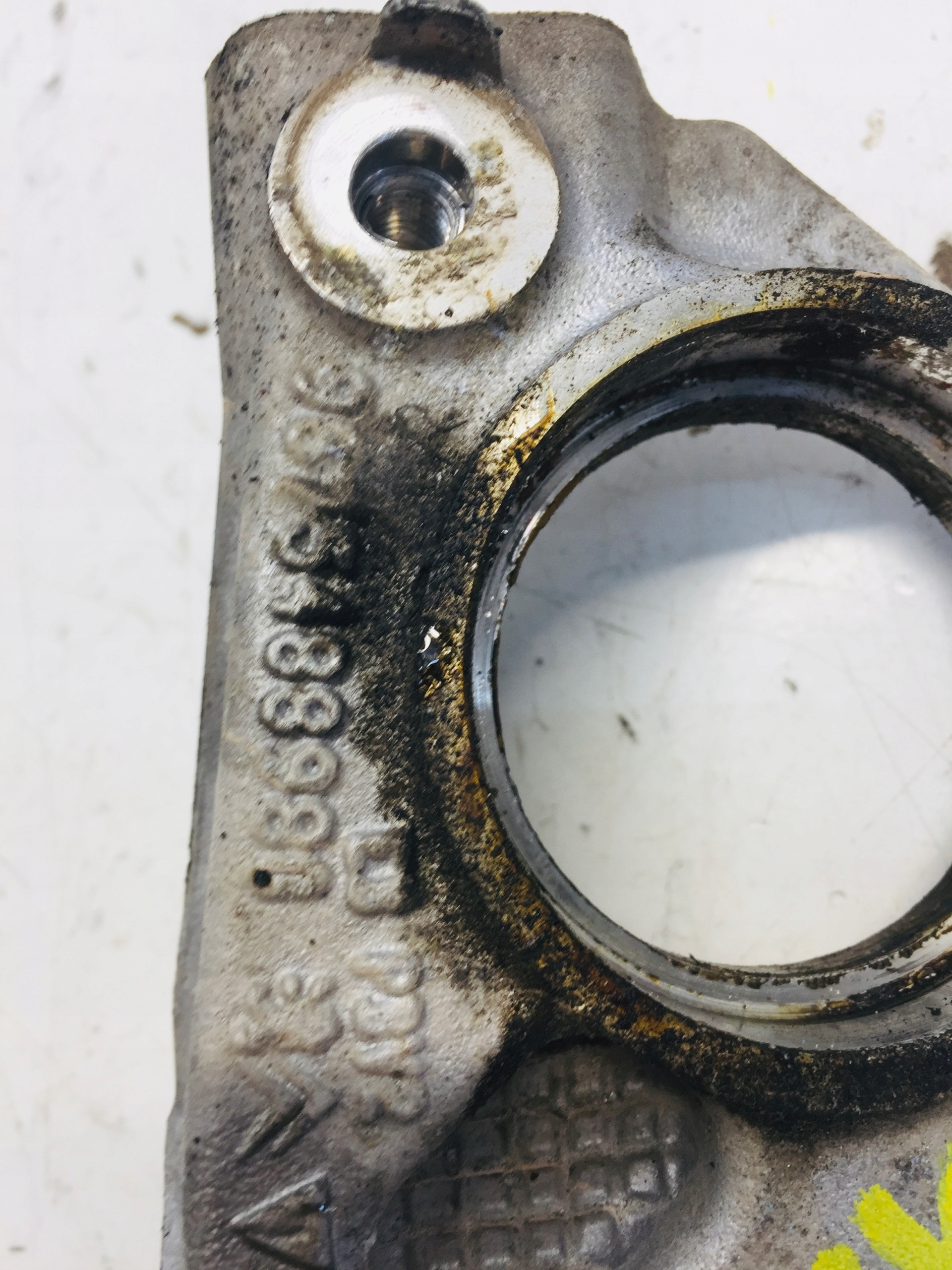 PODPORA PÓŁOSI ŁAPA C4 PICASSO II 1,2 THP Numer katalogowy części PODPORA PÓŁOSI ŁAPA C4 PICASSO II 1,2 THP