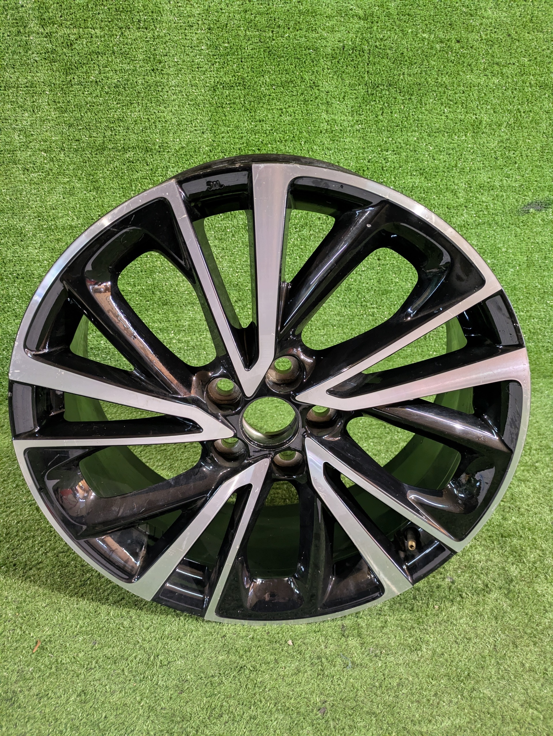 disk disk hliníkový TOYOTA C-HR 19" x 7J ET35 NR.F275