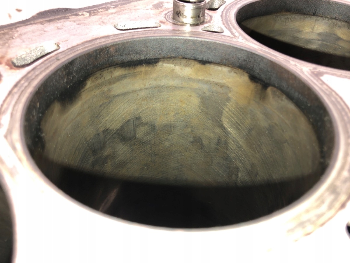 BLOK SILNIKA BMW X5 E70 06-13 40d 225kW 306KM 2012 7799978 N57D30A Wersja Europejska