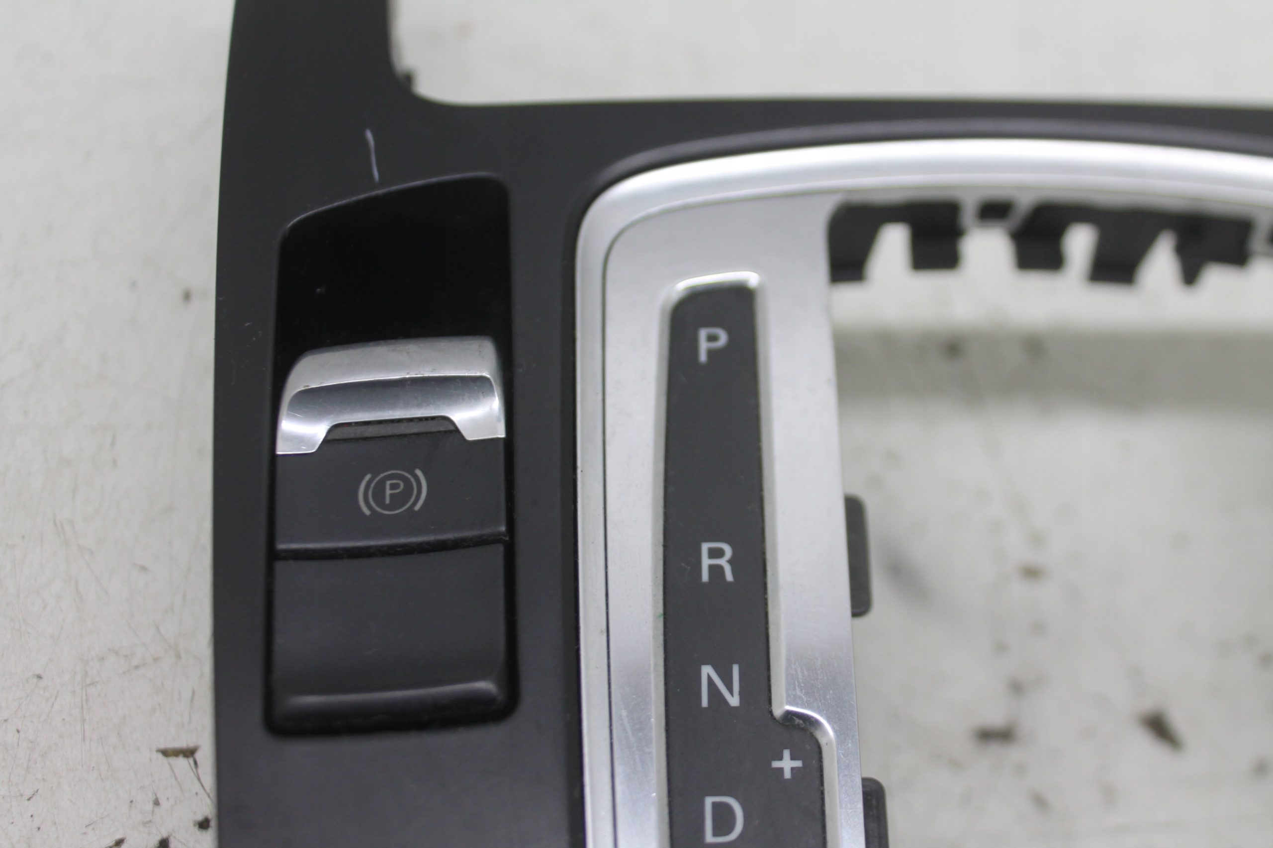 control panel MMI 8T0919609WFX AUDI A4 B8