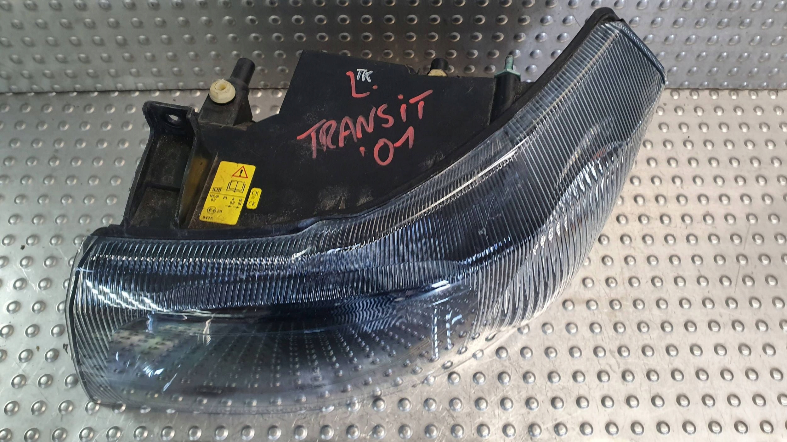 Licht vorne links FORD TRANSIT 01