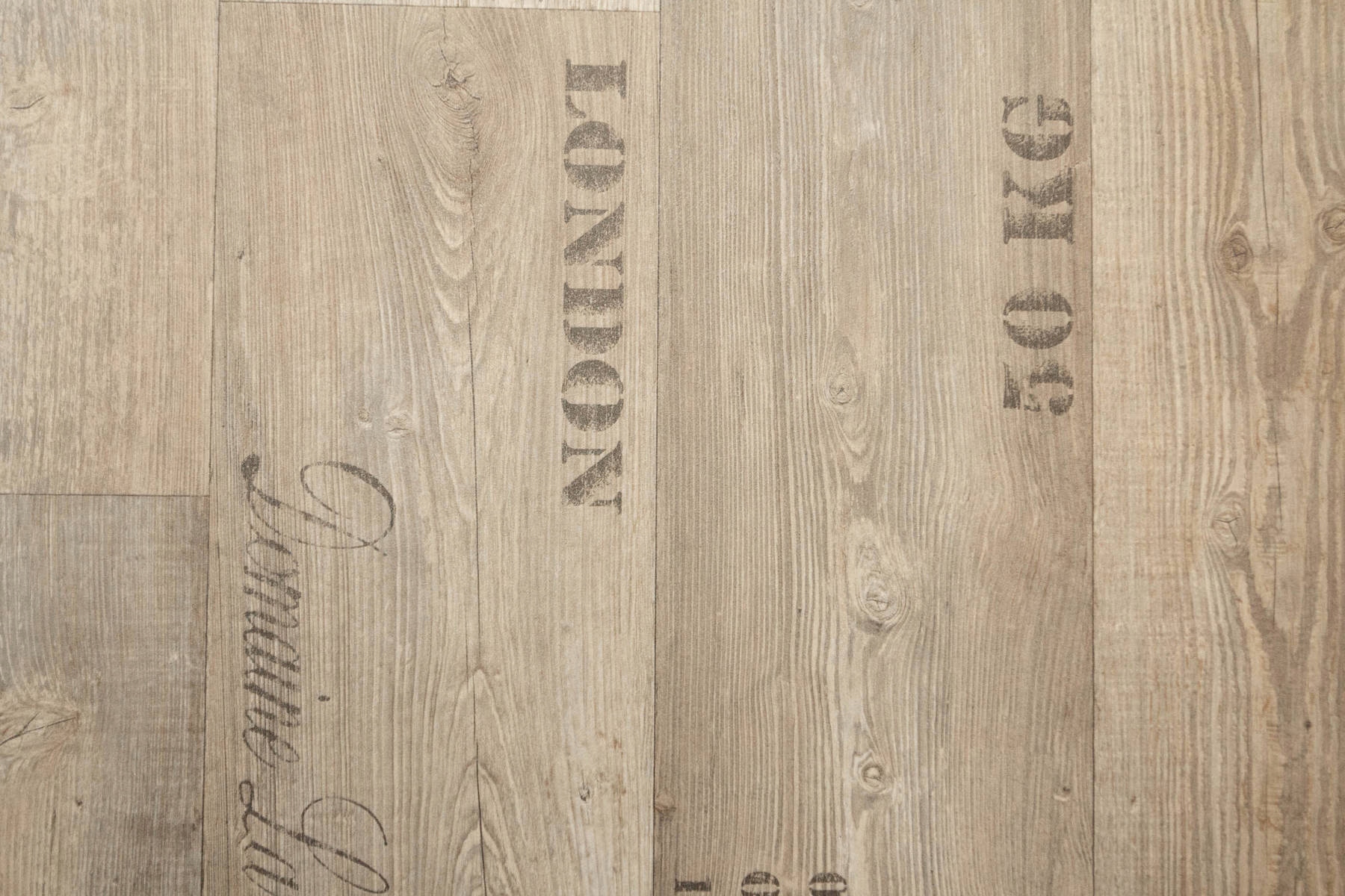 szer. 1,5 m GRUBA ELASTYCZNA WYKŁADZINA PCV PRESTO GUMOLEUM Z NAPISAMI Szerokość 1.5 m