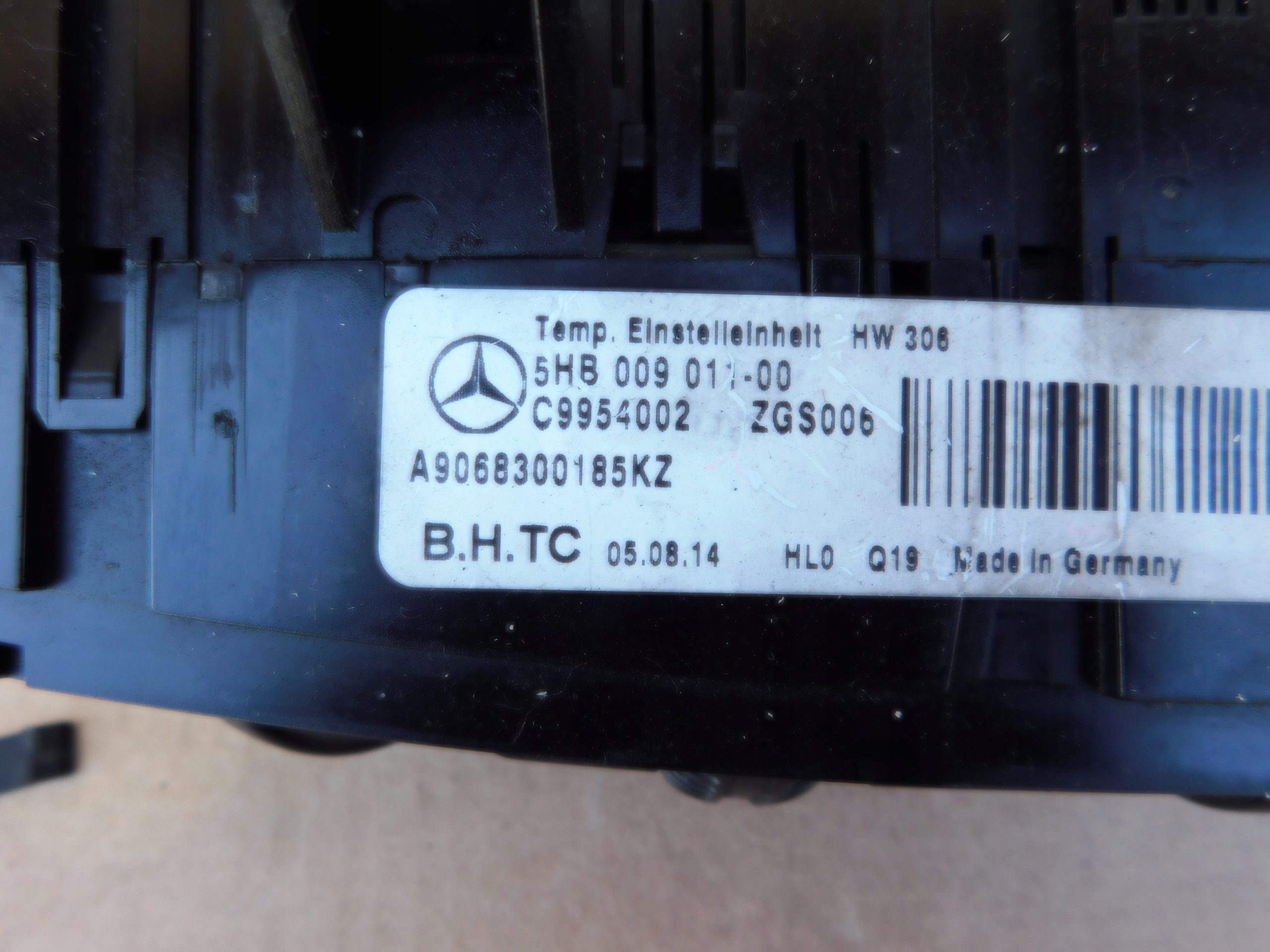 Panel klími A9068300185 Sprinter 906 Crafter bez klimatizaci Europa OEM