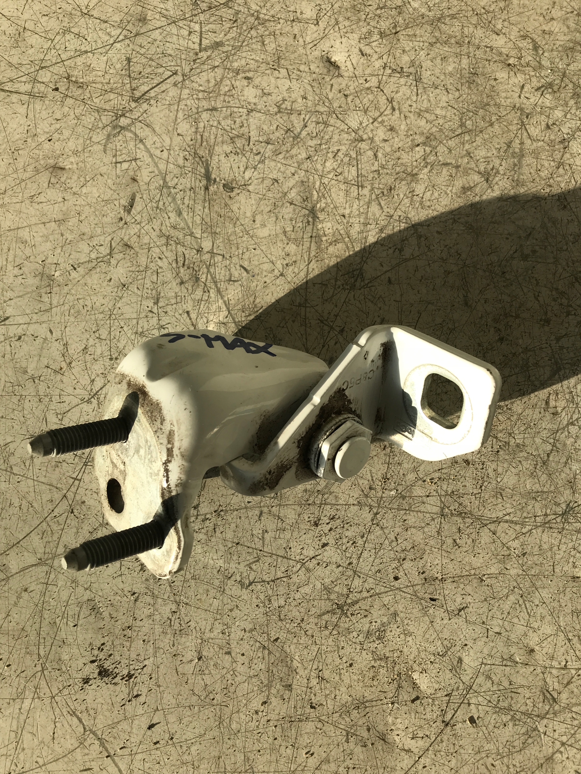 hinge door left upper rear part KUGA MK2 MONDEO MK5