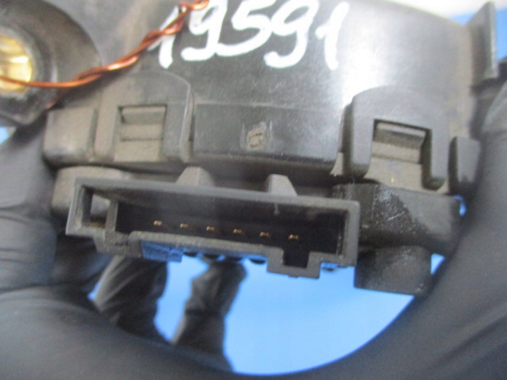 vw PASSAT B5 педаль потенциометр газа 8D2721523F Hella