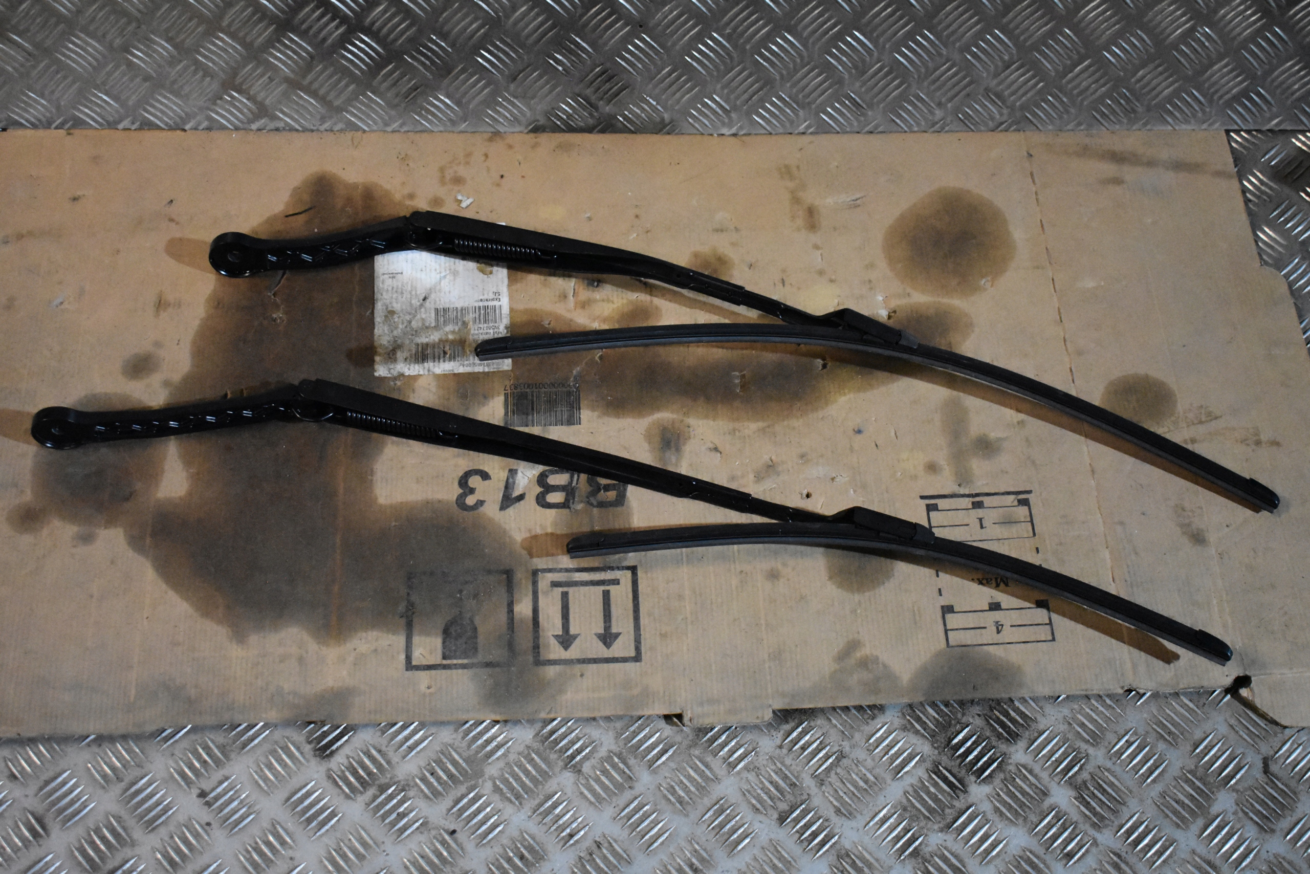 IDEALNE RAMIONA PIORA Wischer BMW G01 G02 1 9