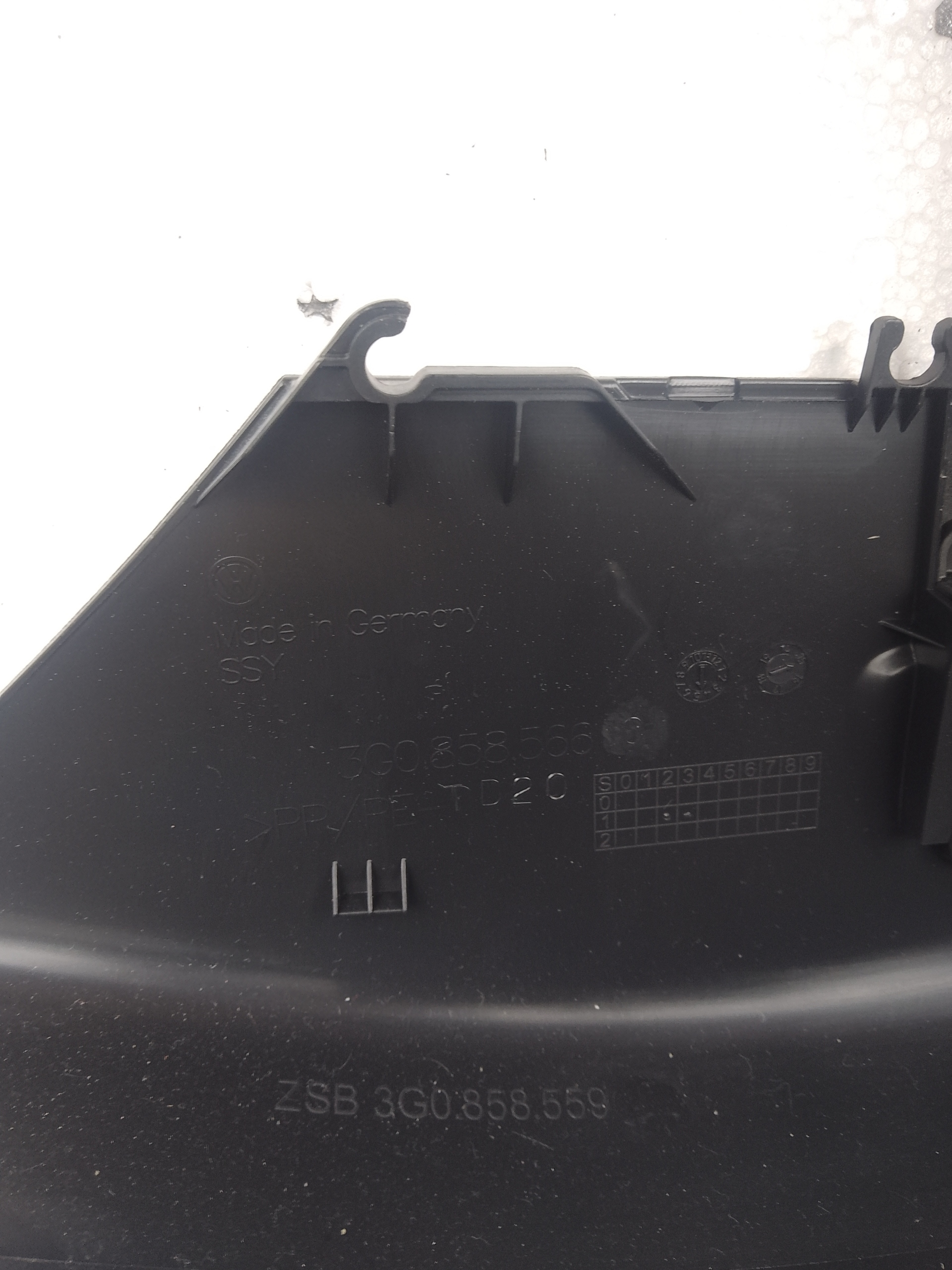 obal volantu volantu VW ARTEON 3G0858566