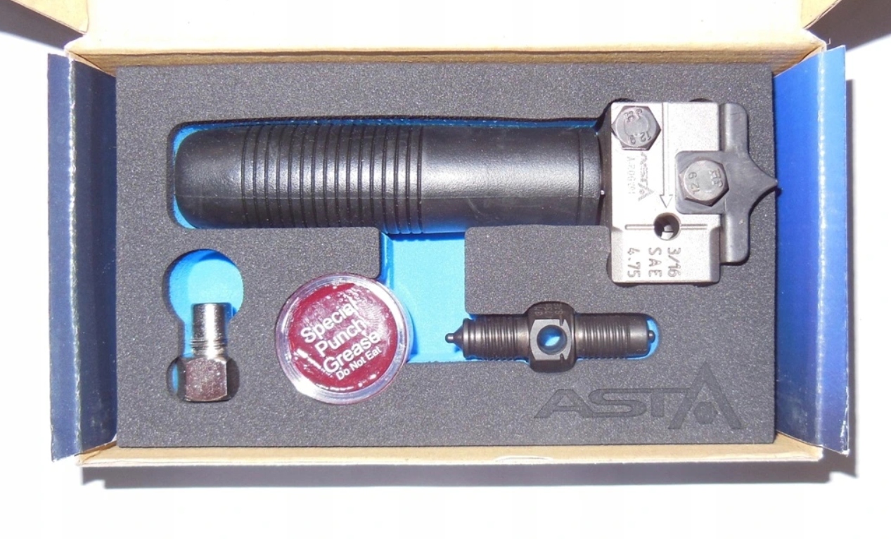 КОМПЛЕКТ ТОРМОЗНЫХ МАГИСТРАЛЕЙ 4.75 SE