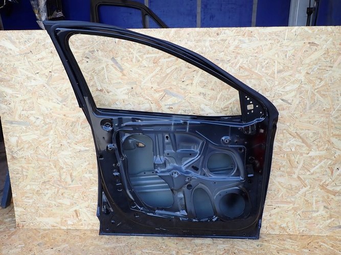 HYUNDAI TUCSON IV door left front front