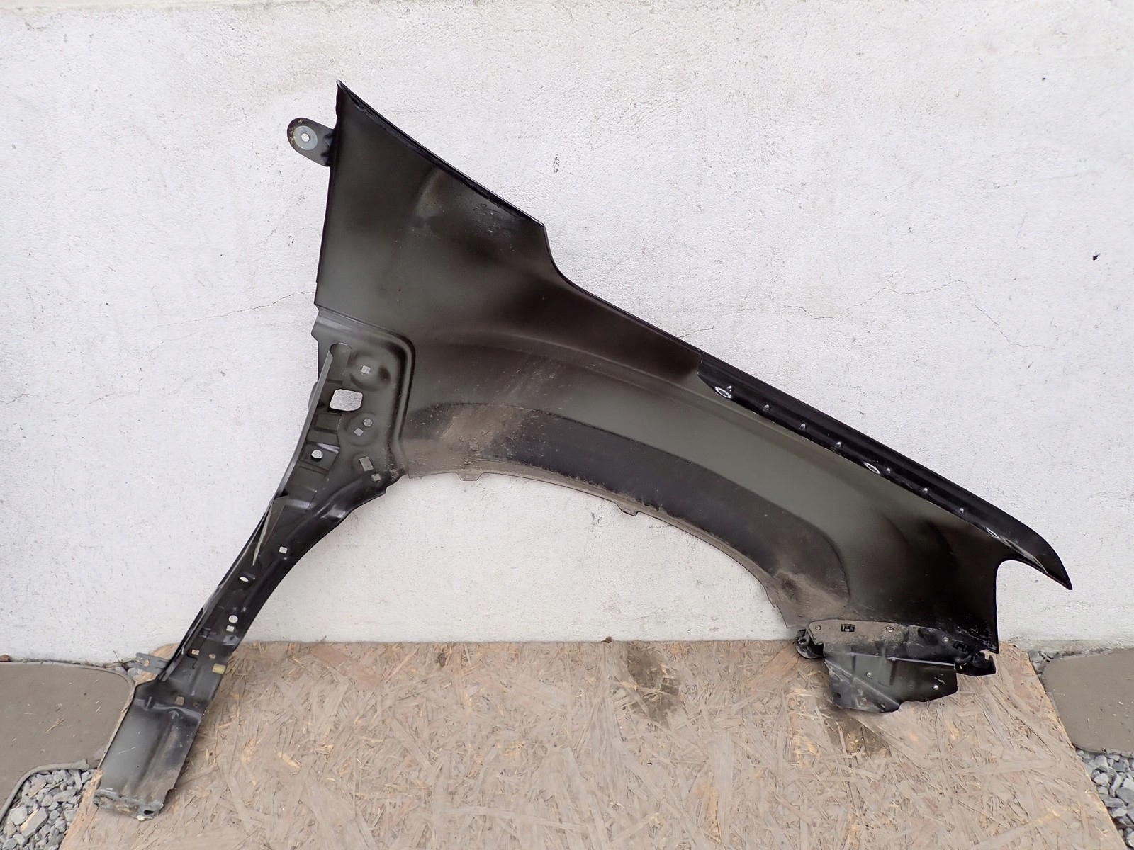 fender left front front DACIA DUSTER 2 II HM 2017-2024R 631011252R