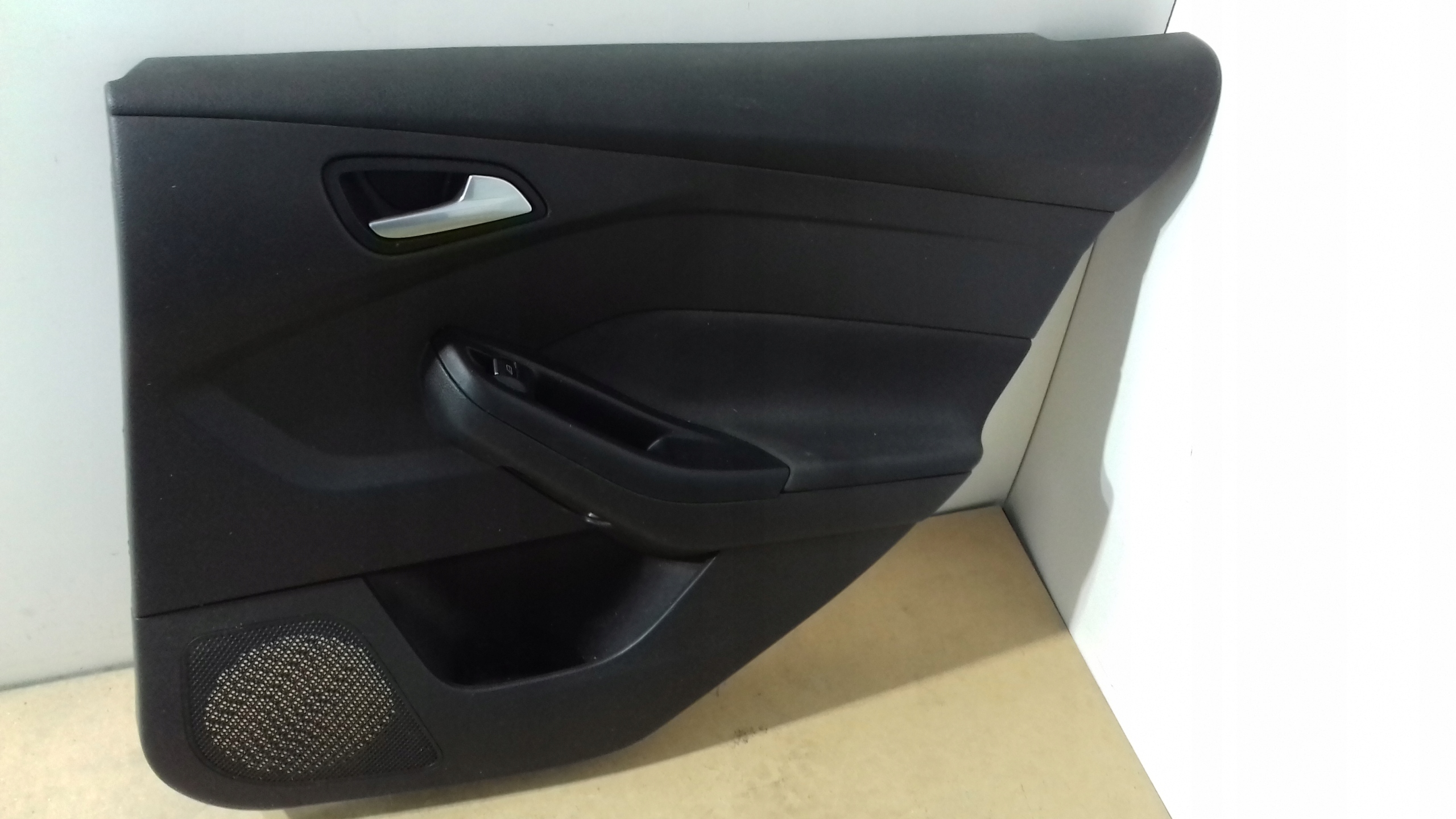 side side door FORD FOCUS MK III 2015 KOMBI