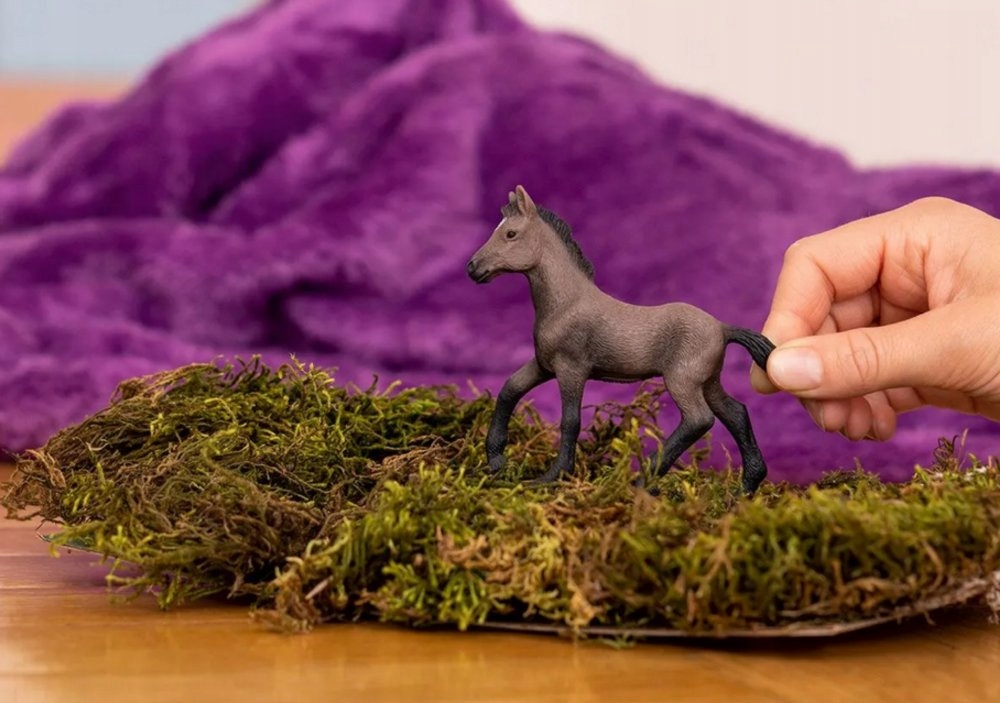 SCHLEICH KOŃ ŹREBIĘ PASO PERUWIAŃSKI HORSE CLUB Stan opakowania oryginalne