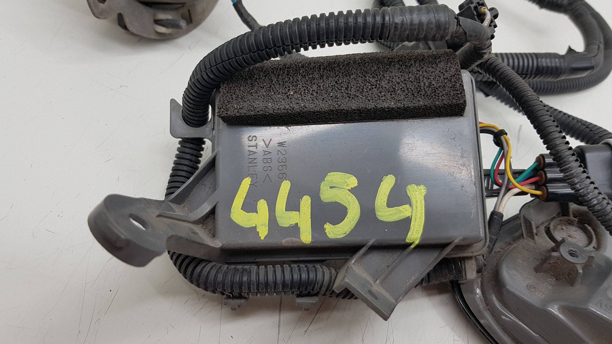 MITSUBISHI ASX 2013 - HALOHEN LED DRL right W2356