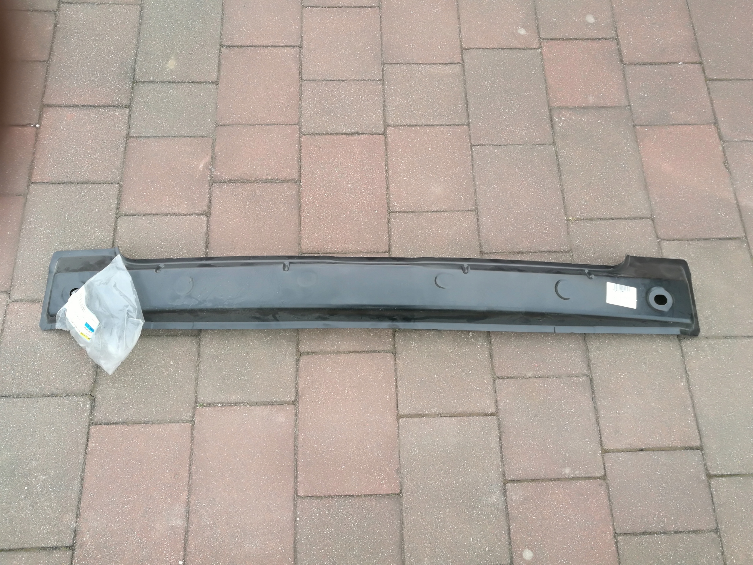 ЗАДНИЙ РЕМЕНЬ НАСТЕННЫЙ ЗАДНИЙ НОВЫЙ ОРИГИНАЛЬНЫЙ - - - - VW GOLF 5 V