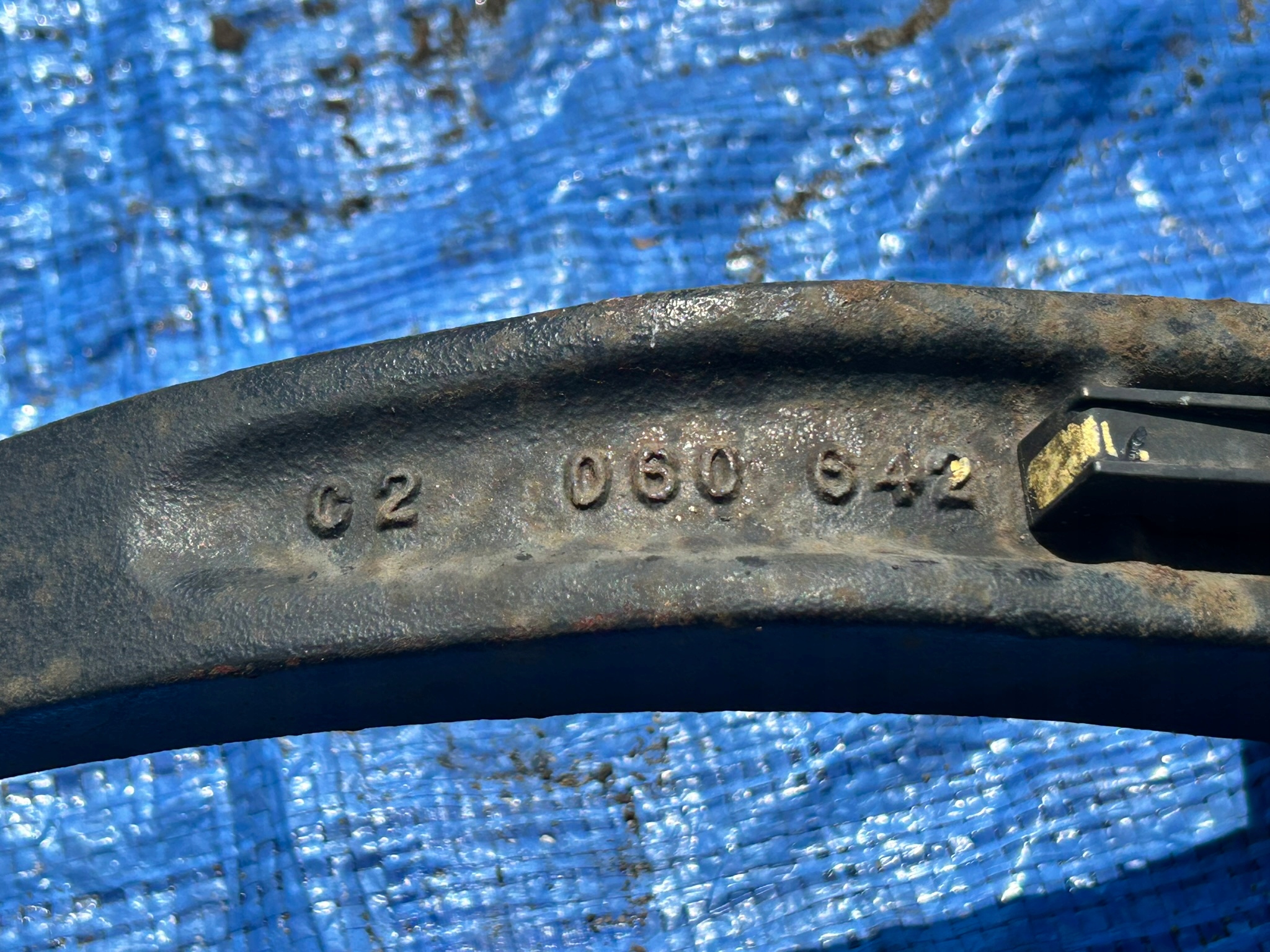 swing left front MERCEDES W251 W164 ML GL X164 02060642 C2060642