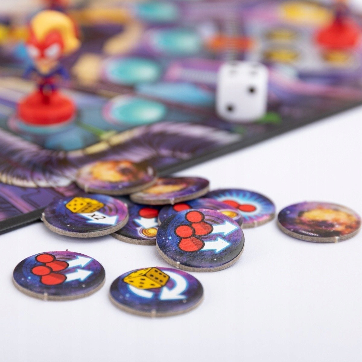 GRA PLANSZOWA CHIŃCZYK MARVEL AVENGERS RACE HOME Nazwa RACE HOME