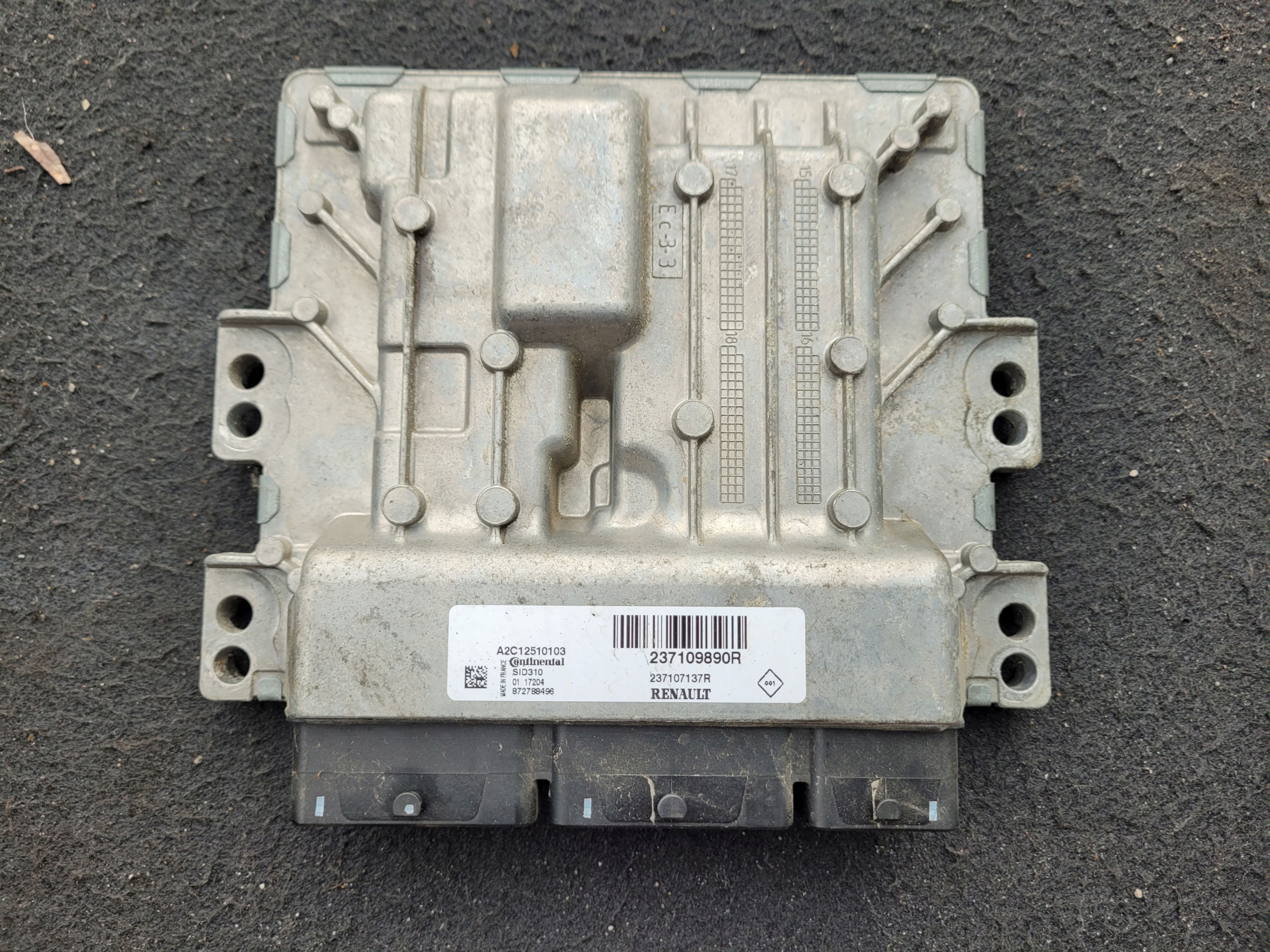 computer of the engine RENAULT 237109890R