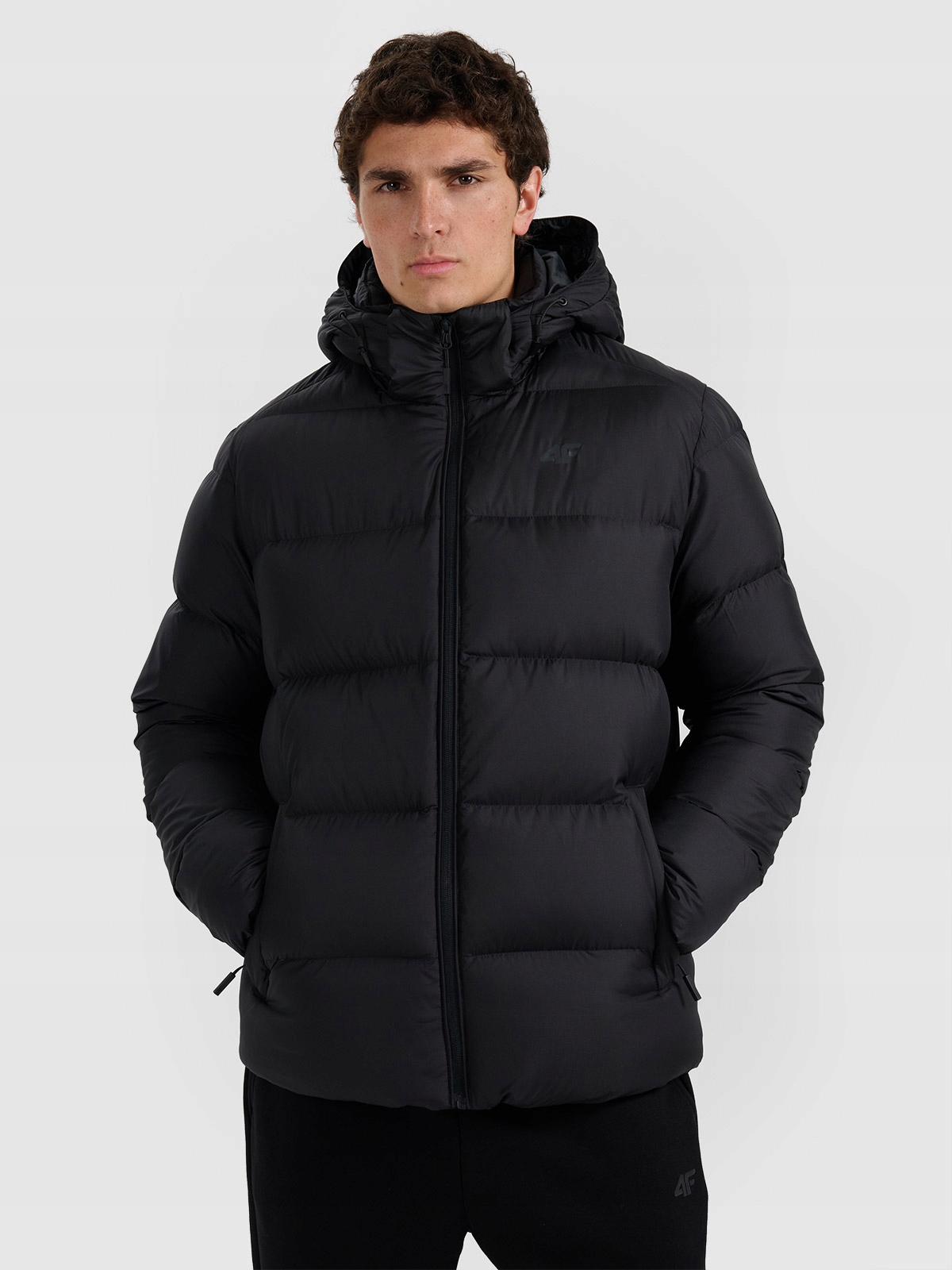 4F Pánská péřová bunda černá 3XL