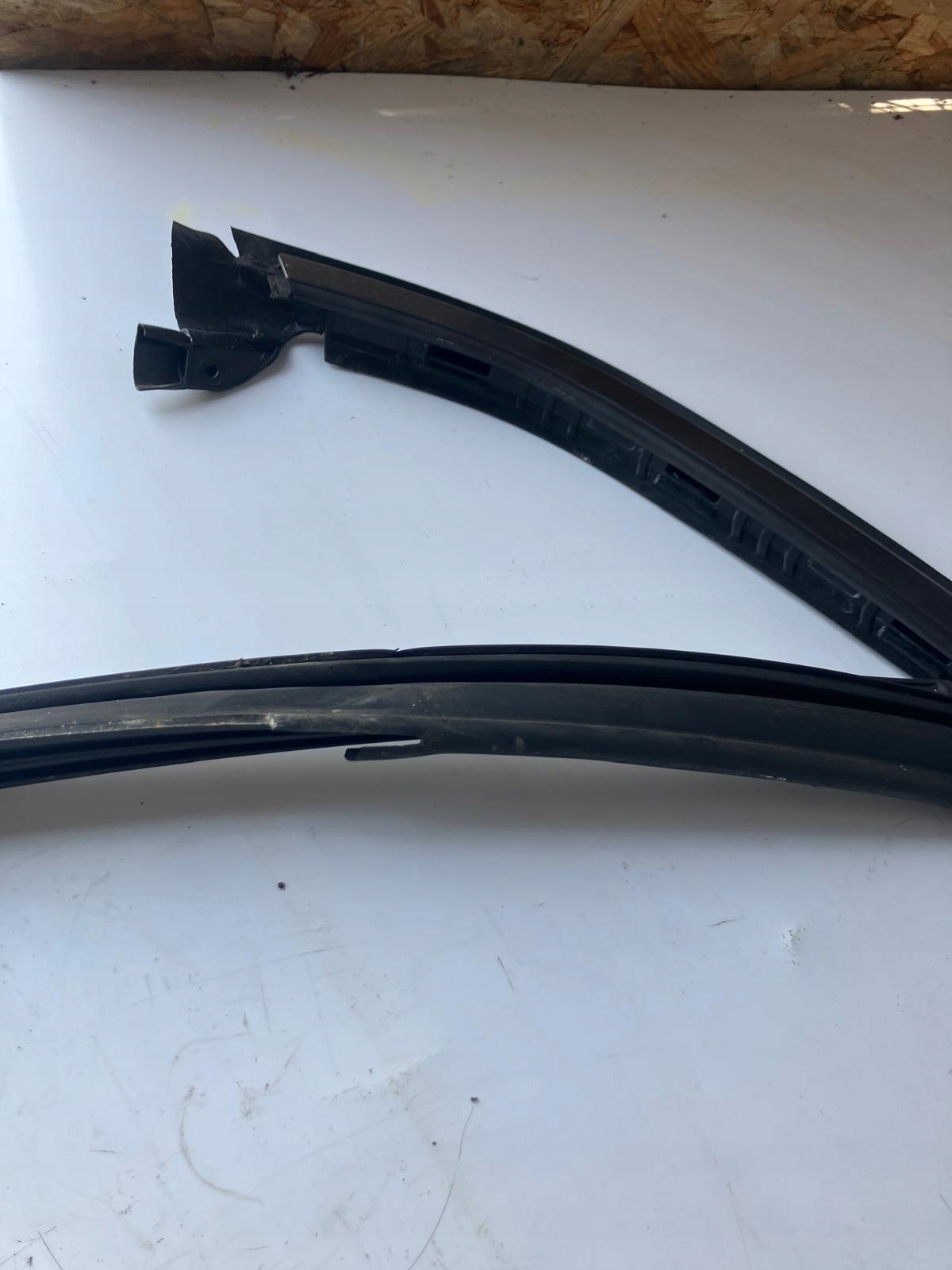 frame gasket door left front PEUGEOT 308 T9