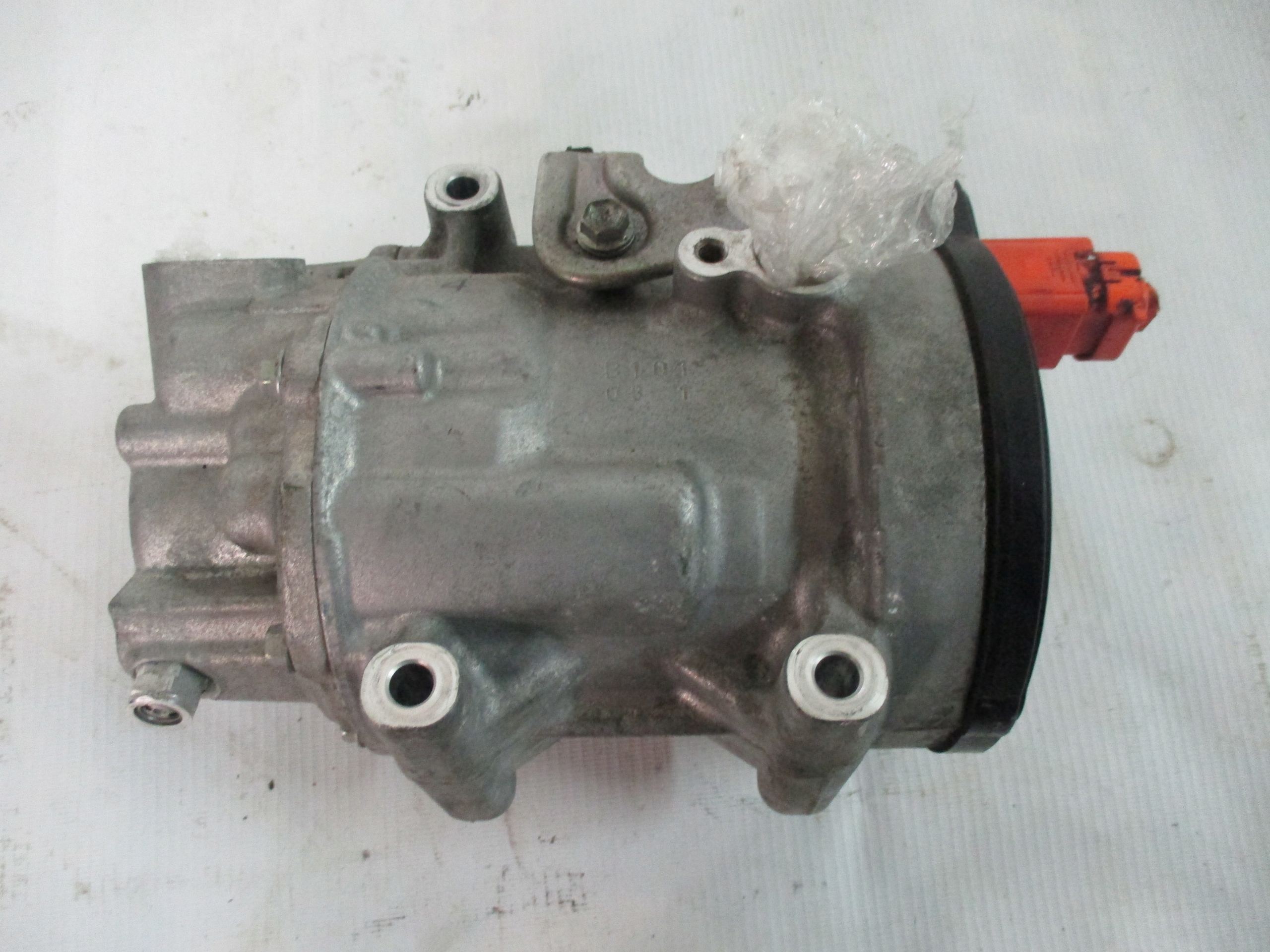 compressor; Toyota C- HR Corolla E21 Hybrid 042400-0370