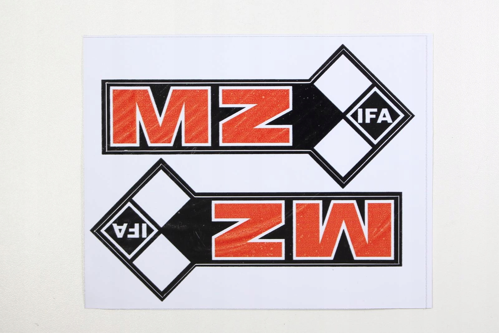 NAKLEJKA MZ IFA CZERWONA k