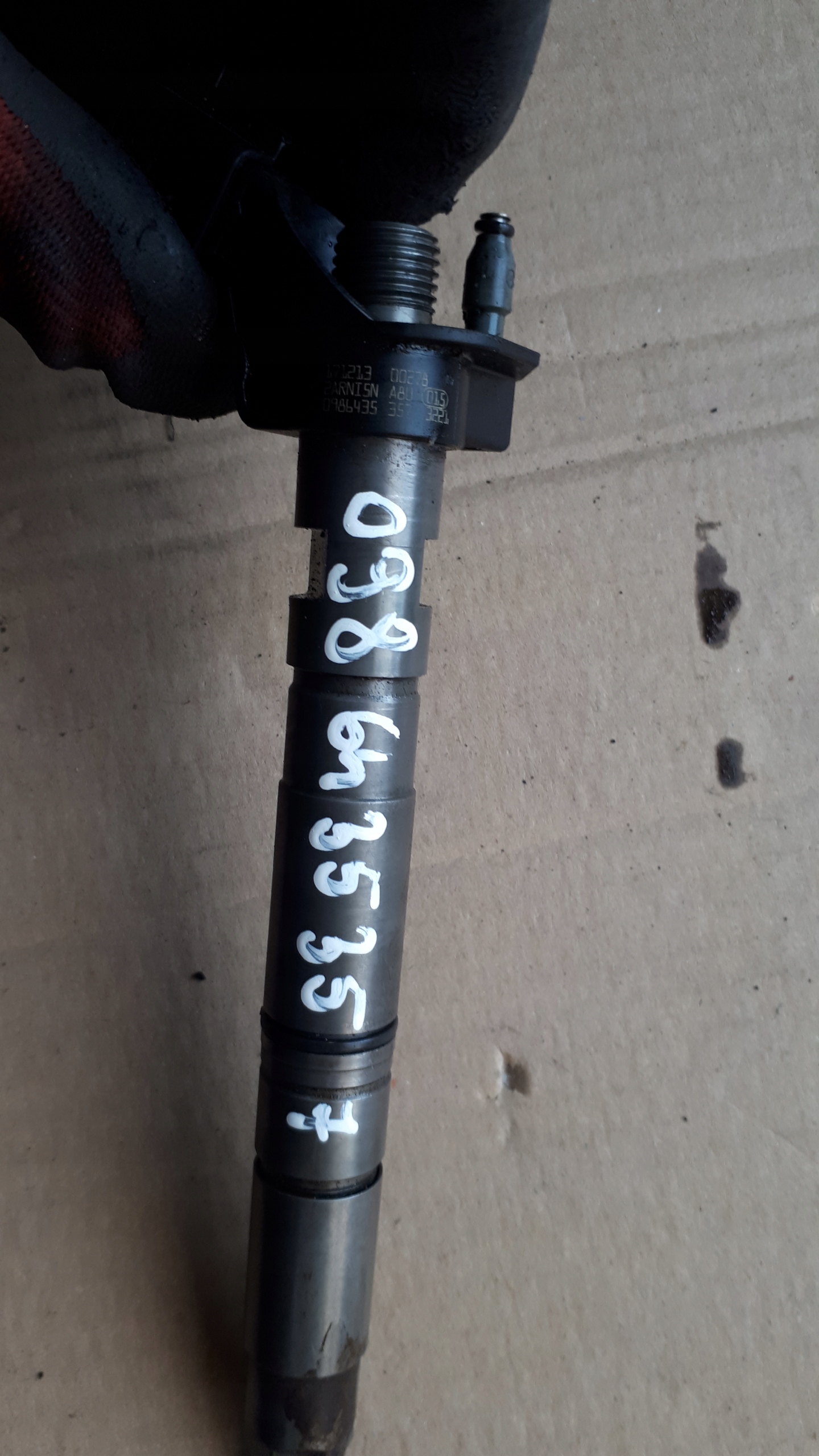 A4 B8 A5 injector 2.7 3.0 TDI 0986435357