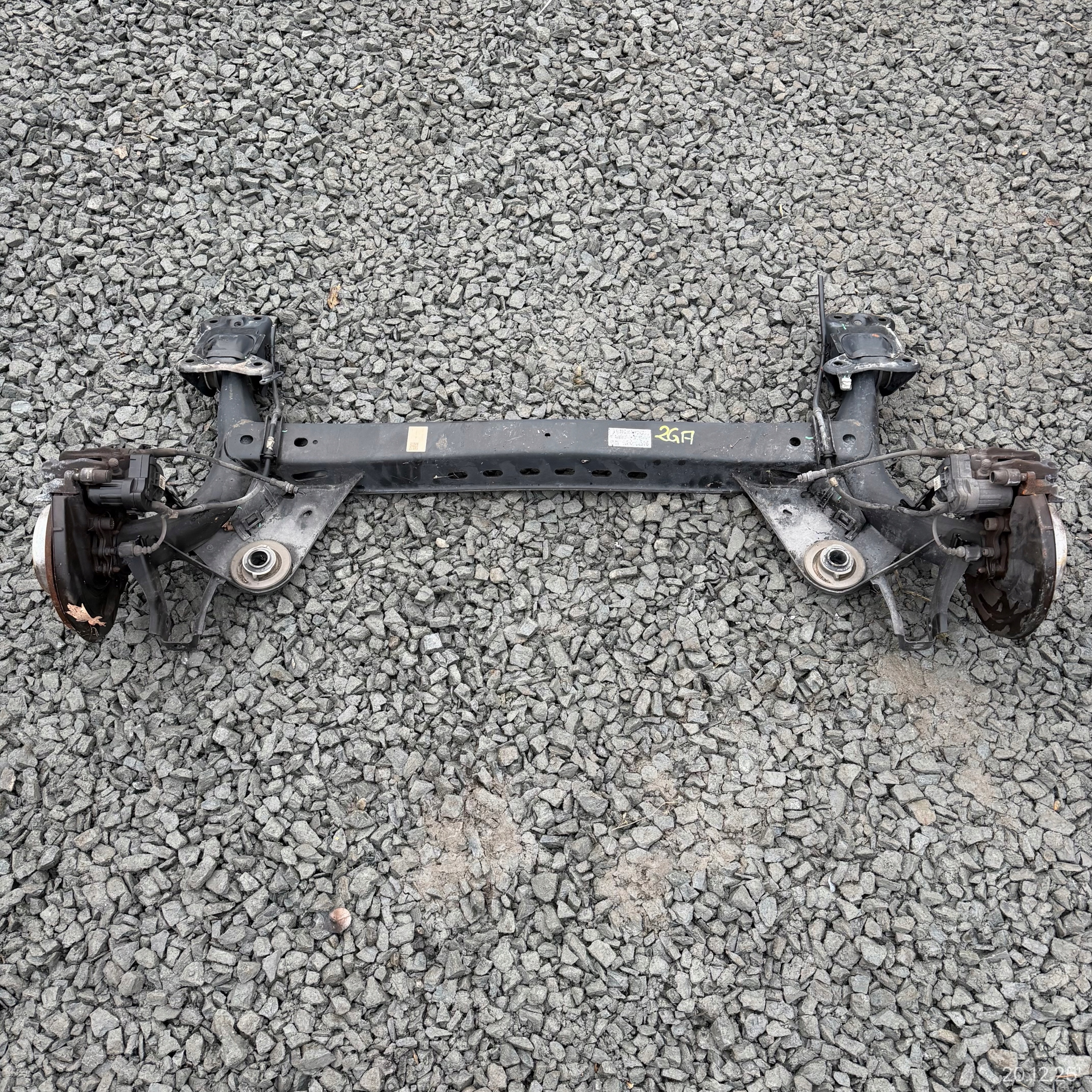 suspension beam axis rear complete VW VOLKSWAGEN T-ROC 2GA discs