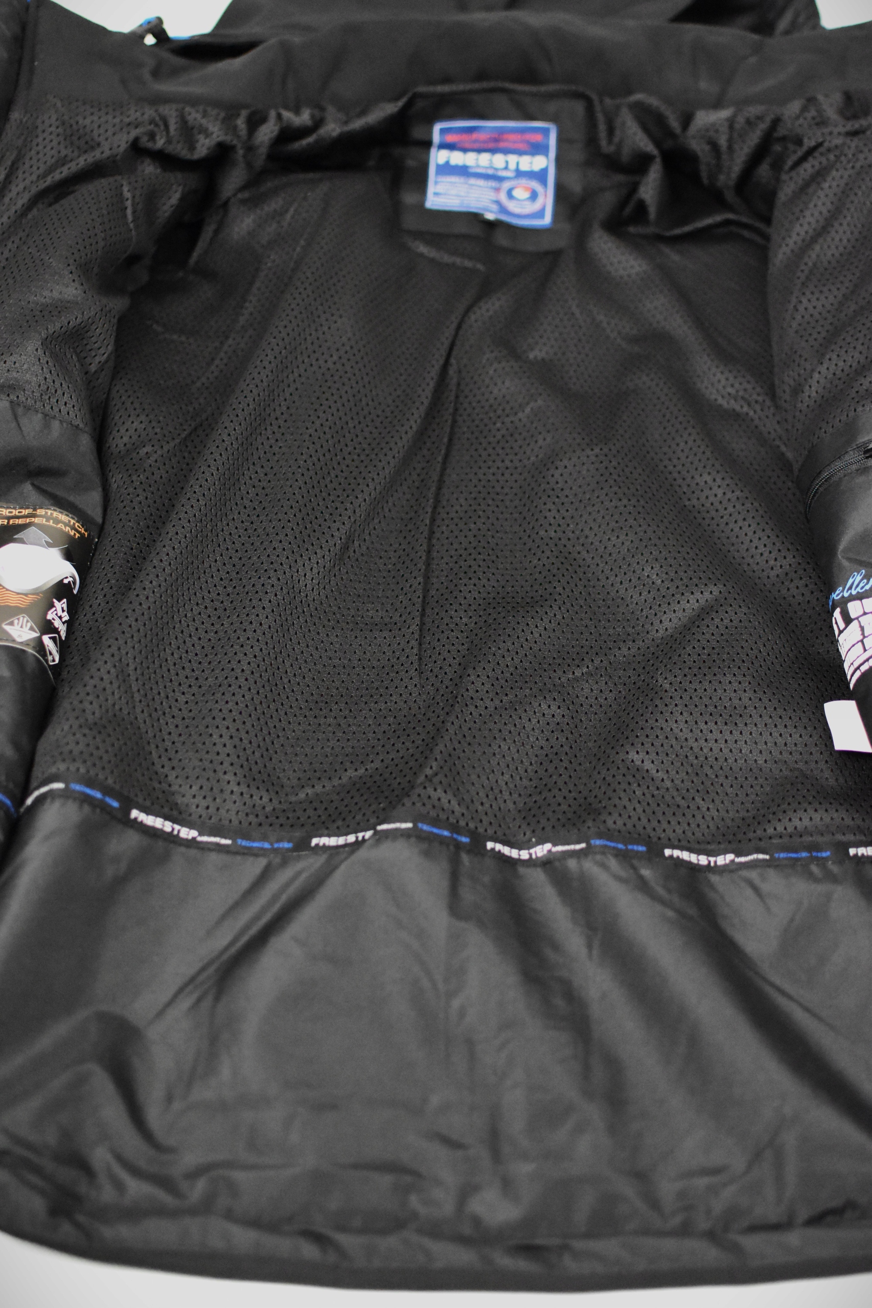 8XL-KURTKA MĘSKA SOFTSHELL PRZECIWDESZCZOWA WIOSENNA/JESIENNA PLUS SIZE Długość do bioder