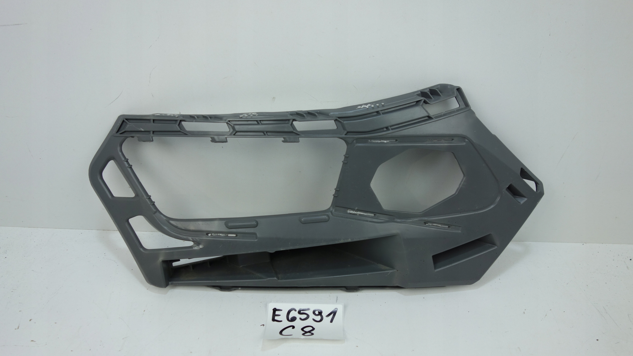 bumper bracket right front SKODA KODIAQ LIFT 21- 565807056A