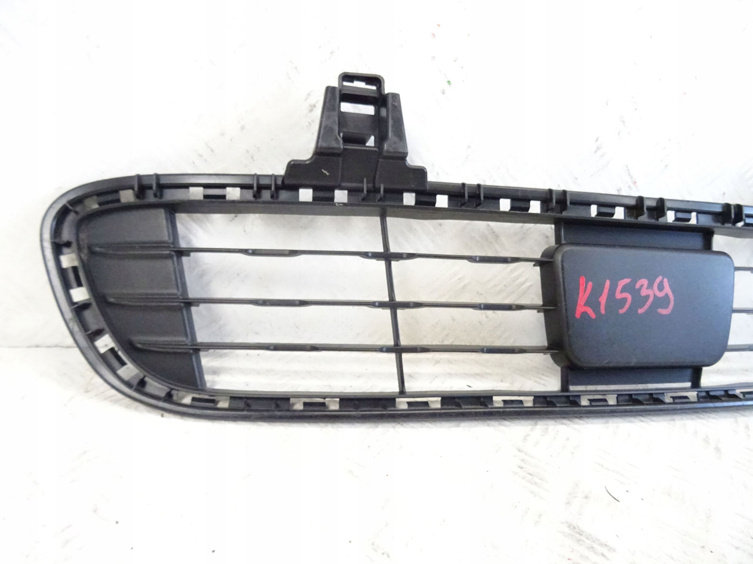 grid of a bumper front front central KIA STONIC 86560-H8HB0