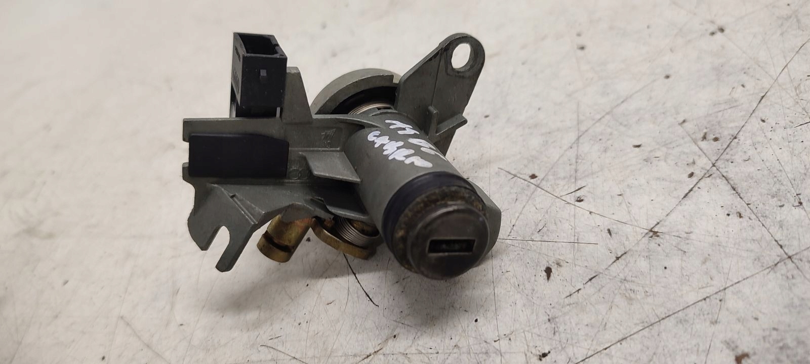 ignition handle key lock cylinder Audi A4 B6 Cabrio 1,8T