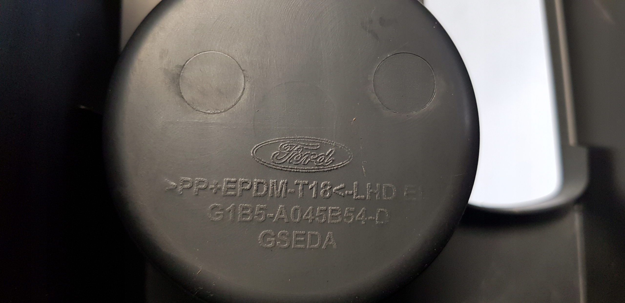 FORD KA plus + TUNEL central armrest