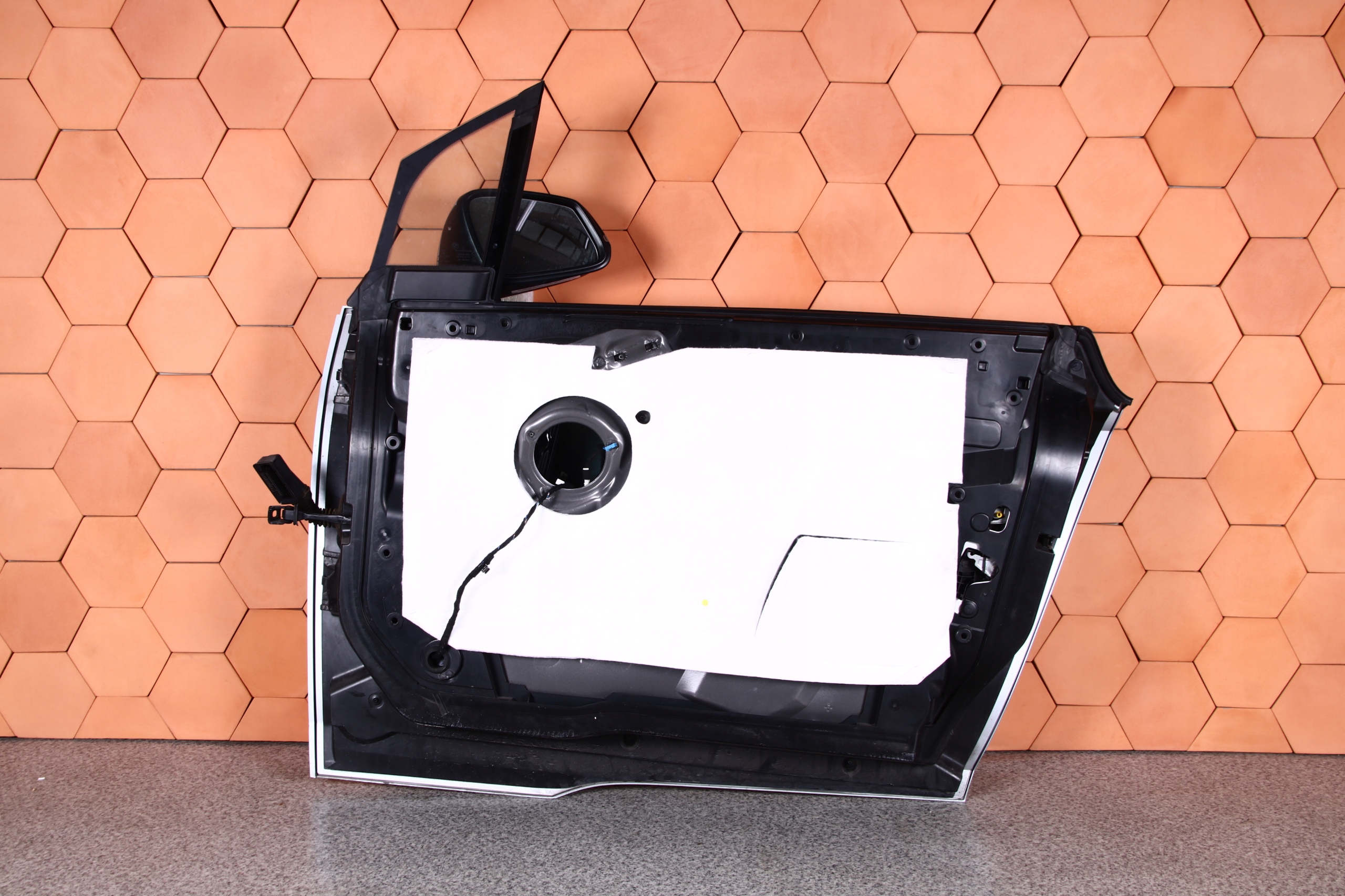 BMW i3 I01 door complete right front front colour B72 IONIC SILVER