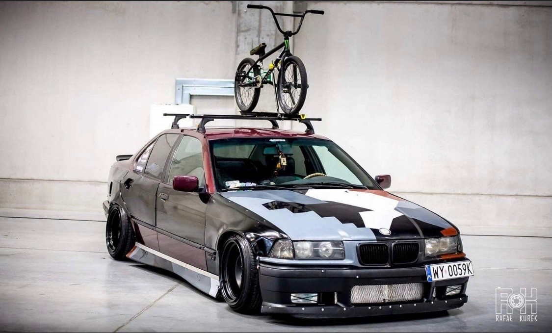 FELONY BMW E36 SEDAN 6 ELEMENTÓW NOWE PODKŁAD WIDE BODY POSZERZENIA Stan opakowania oryginalne