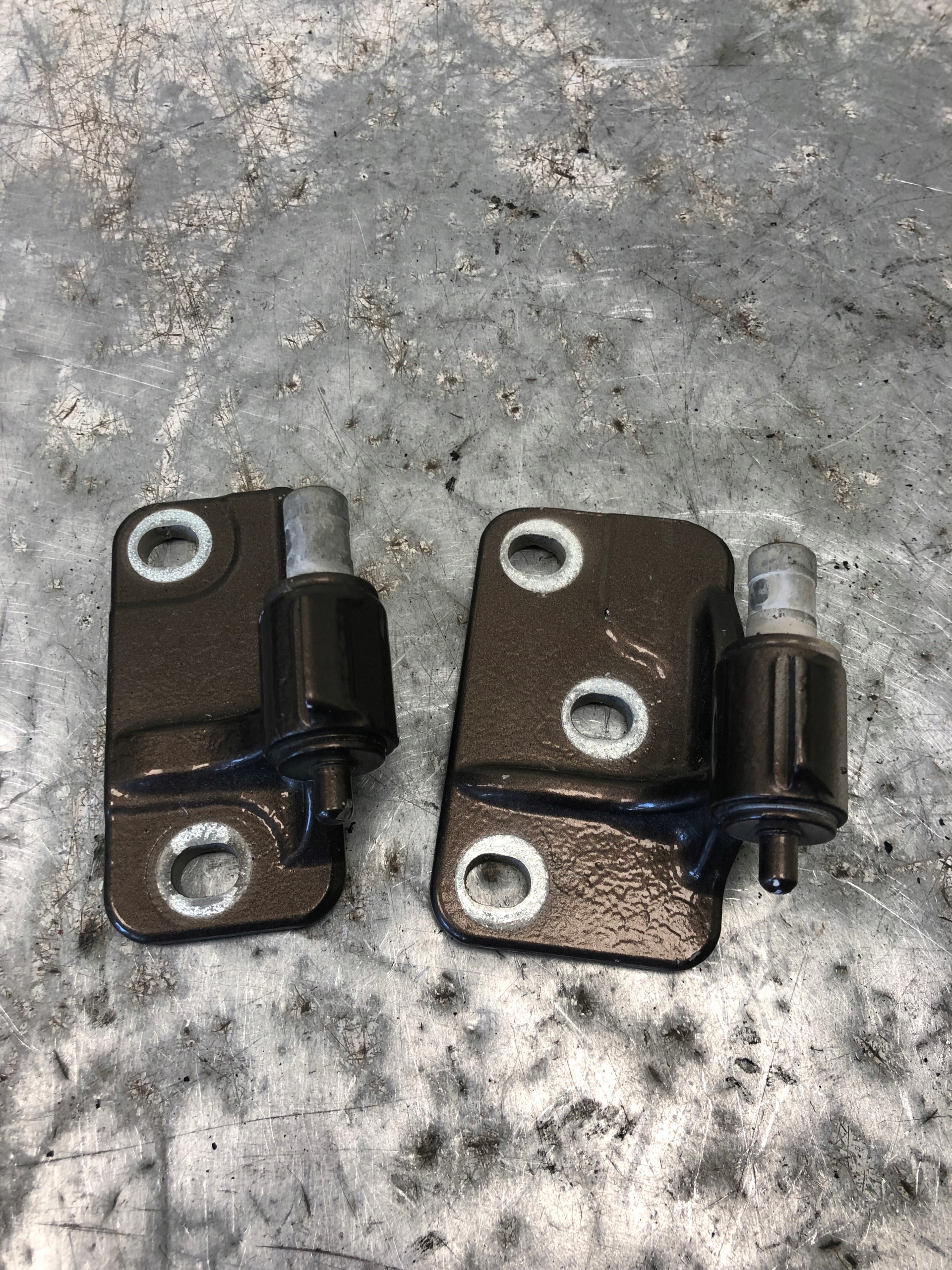 hinges door right front MERCEDES SPRINTER W906