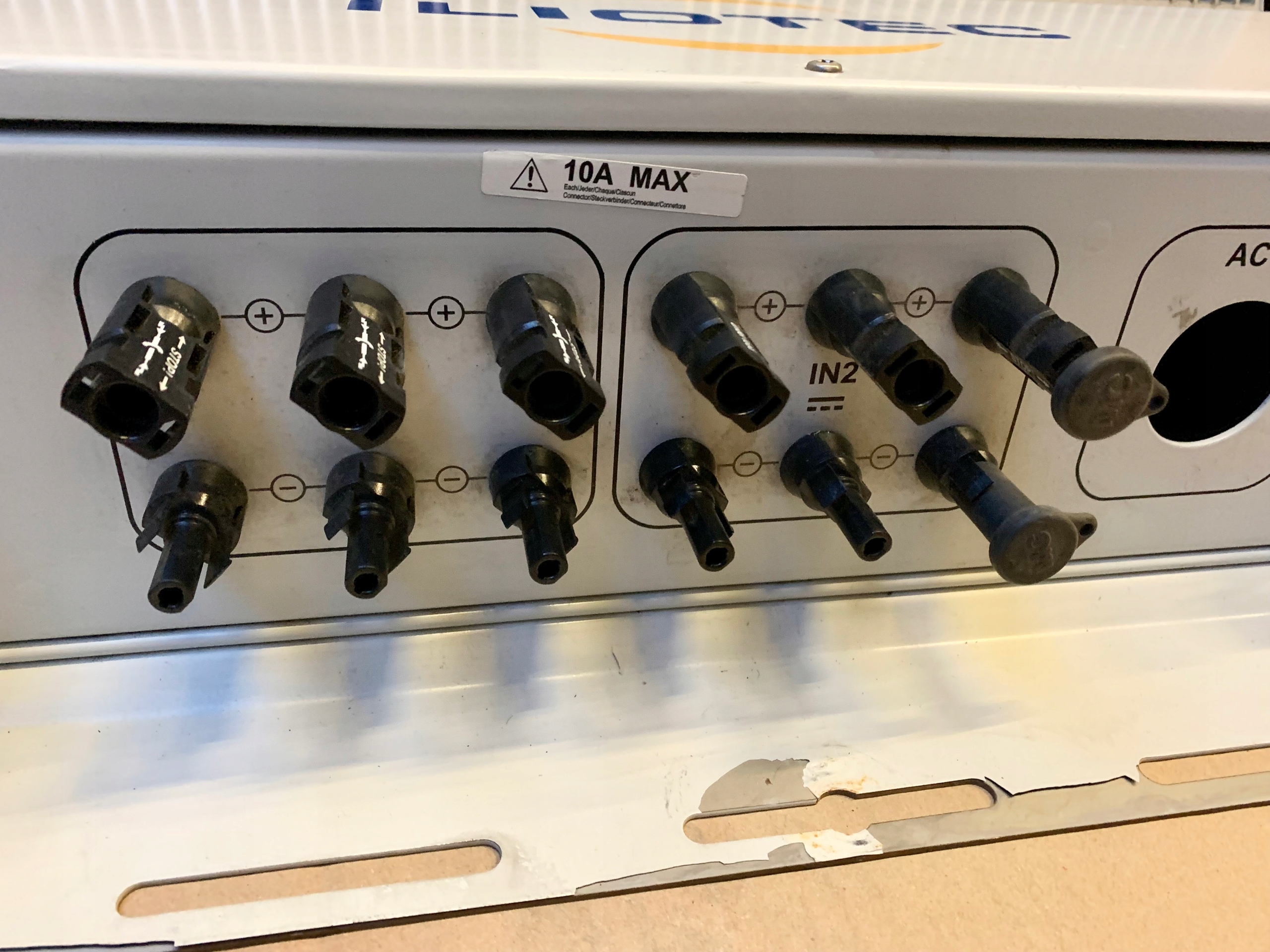 Inwerter Sieciowy FOTOWOLTAIKA Falownik SOLARNY Maksymalne napięcie zasilania 850 V