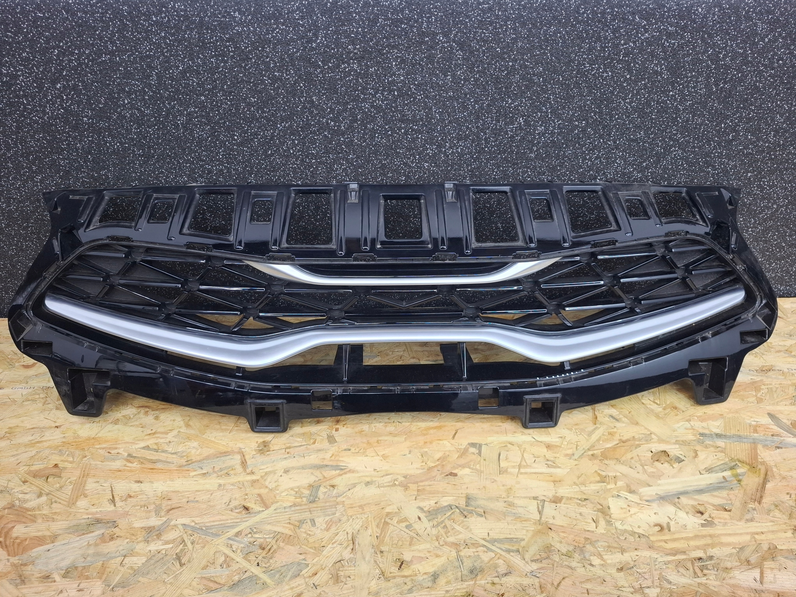GRILL ATRAPA CHŁODNICY ZDERZAKA KIA CEED III 3 LIFT 21- 86351-J7KA0 CHROM