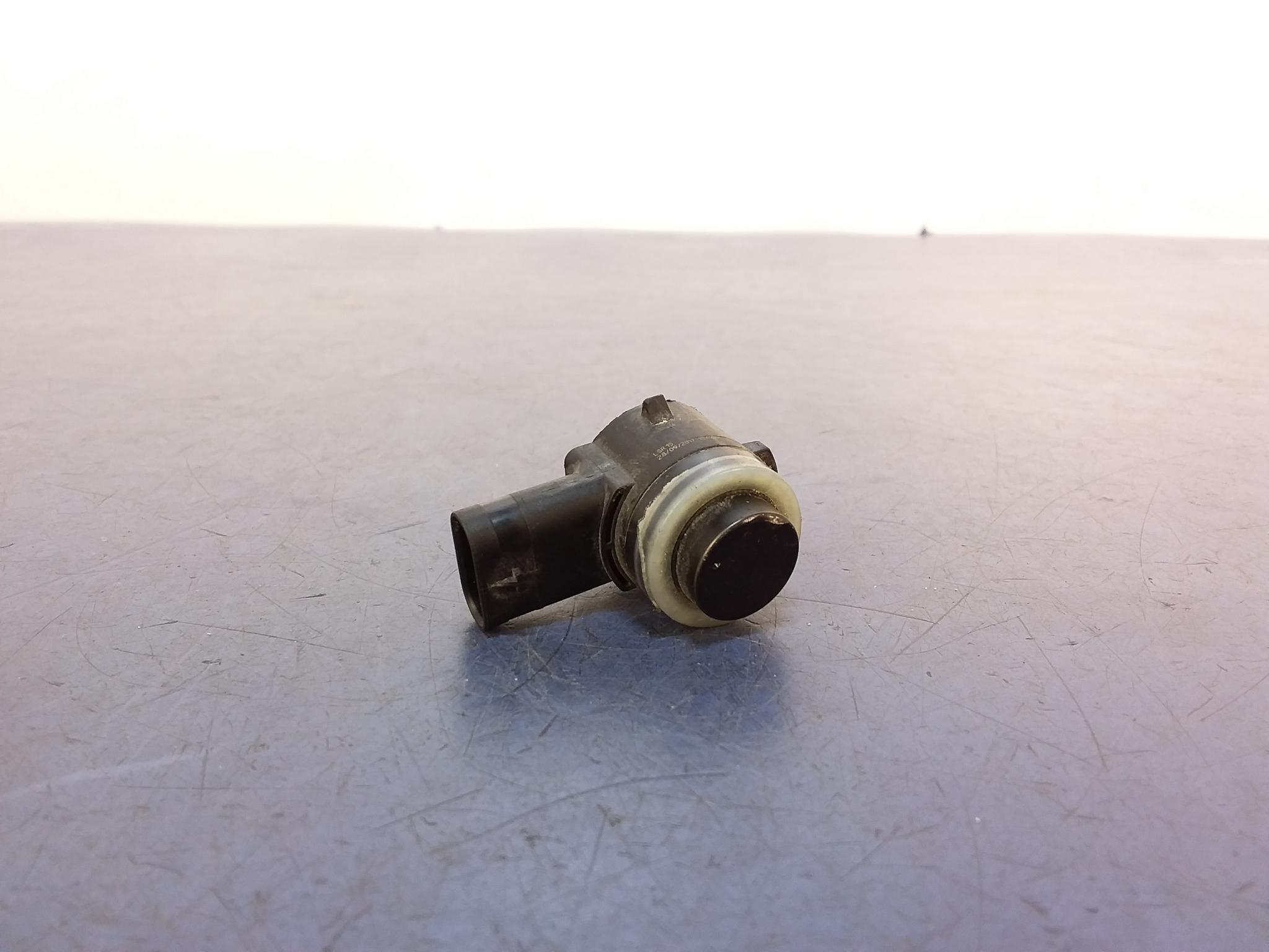 BMW 5 G30 датчик парковки PDC 9274427