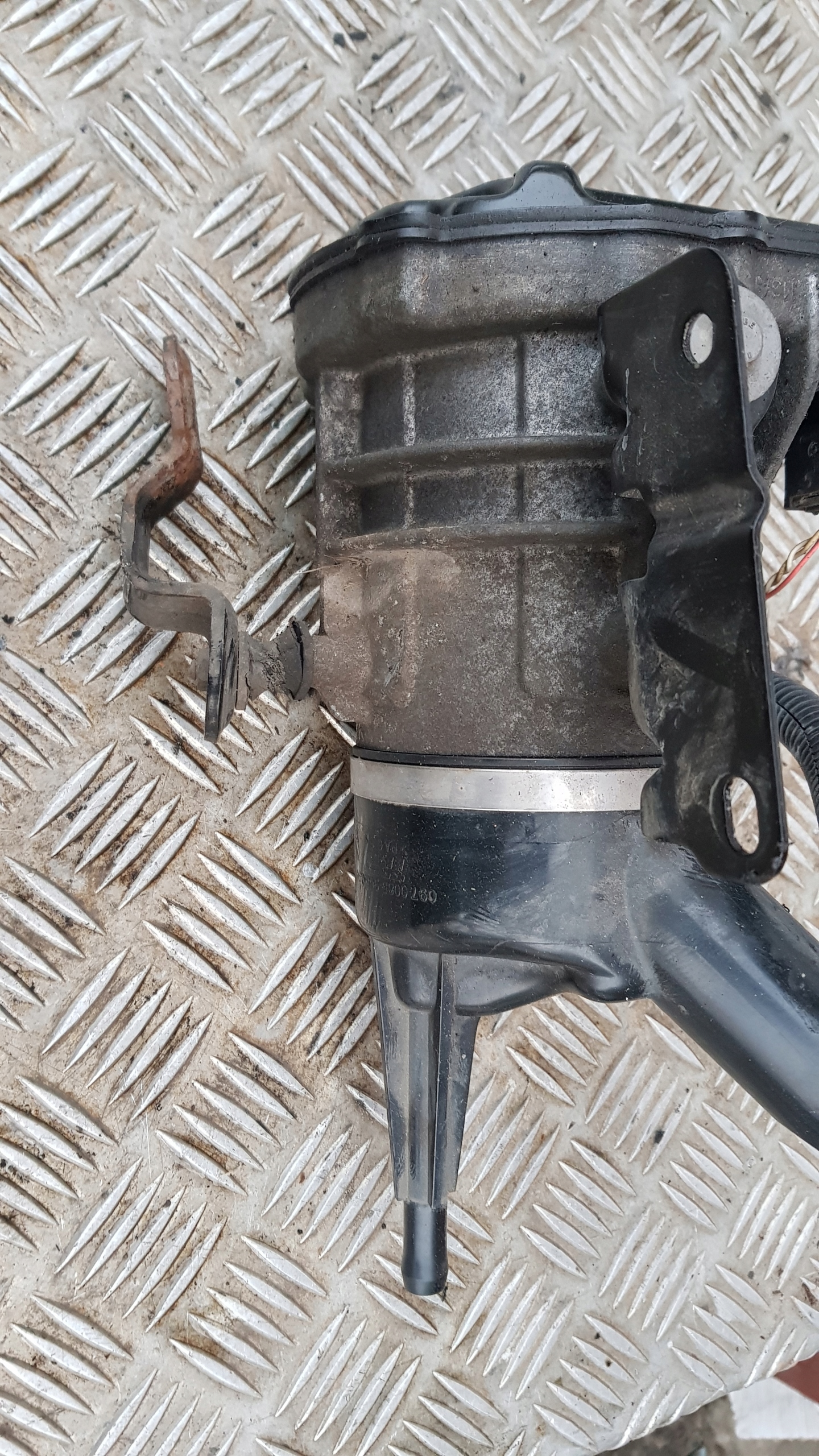 CITROEN C4 and PICASSO servo pump 9681594880