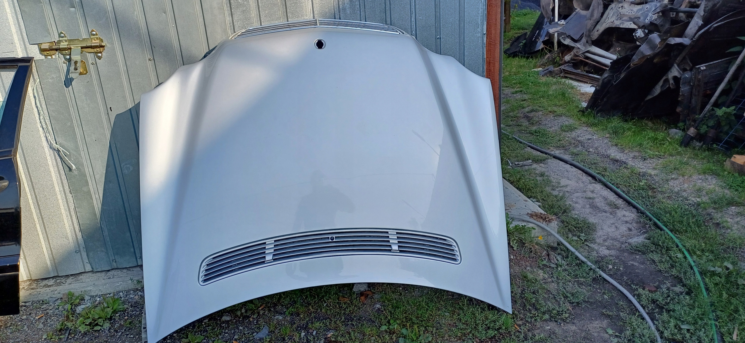 MERCEDES W203 LIFT Capot Grille 745