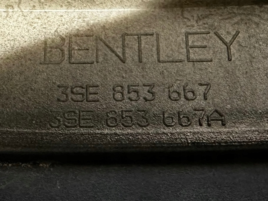 BENTLEY FLYING SPUR Blende Abdeckung Grill Grill 3SE853653 3SE853667