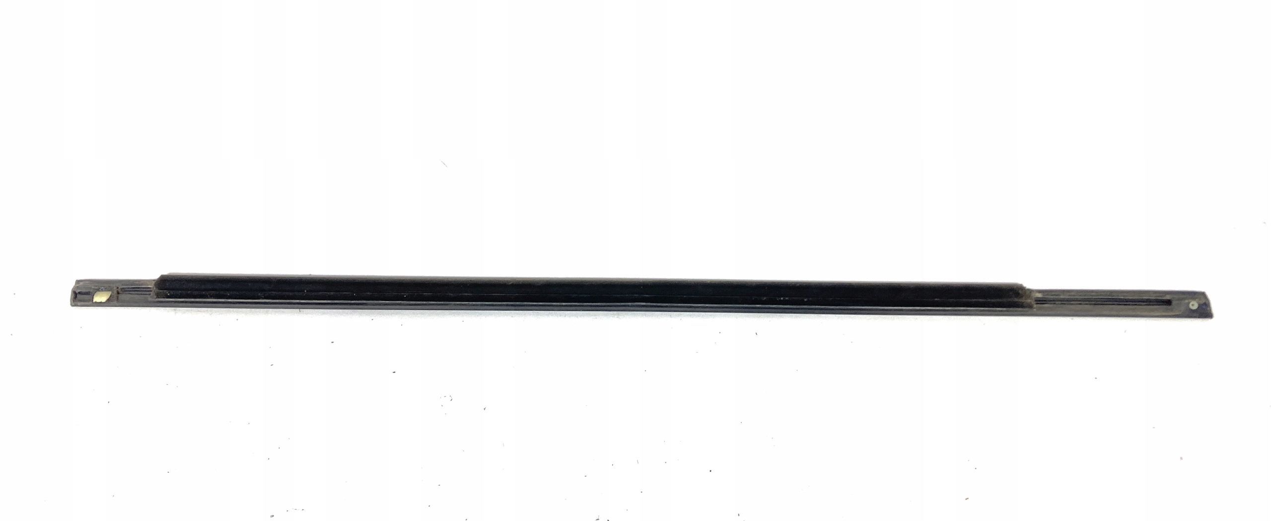 Chrysler Pacifica 2017-25 gasket exterior windows zbierak right rear part